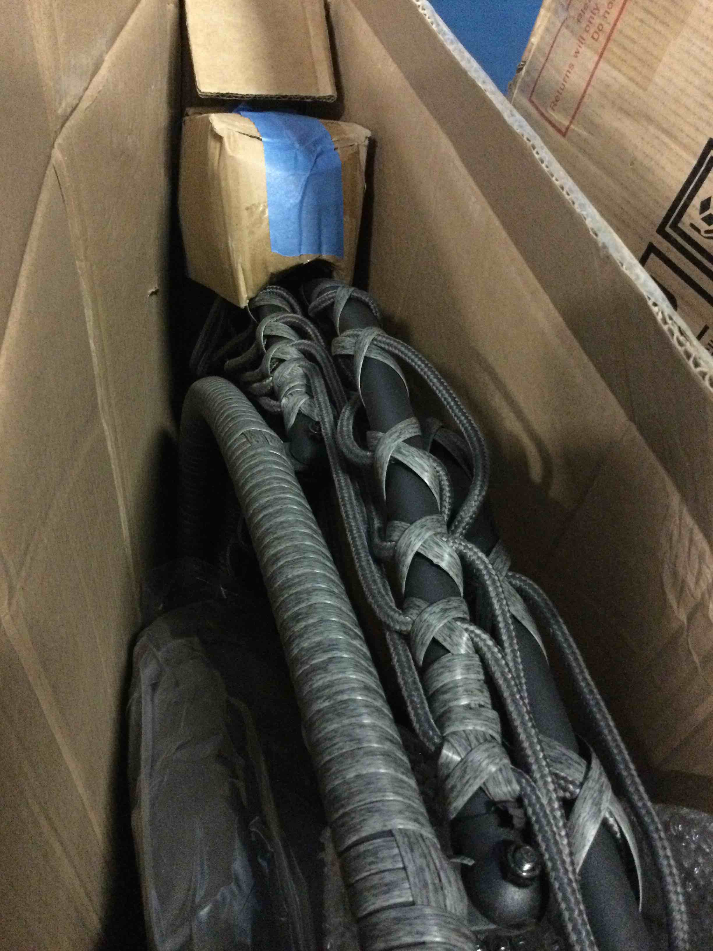 https://s3.amazonaws.com/lotting-images-prod/bidfta/PPE0473378_1733253209030.jpeg