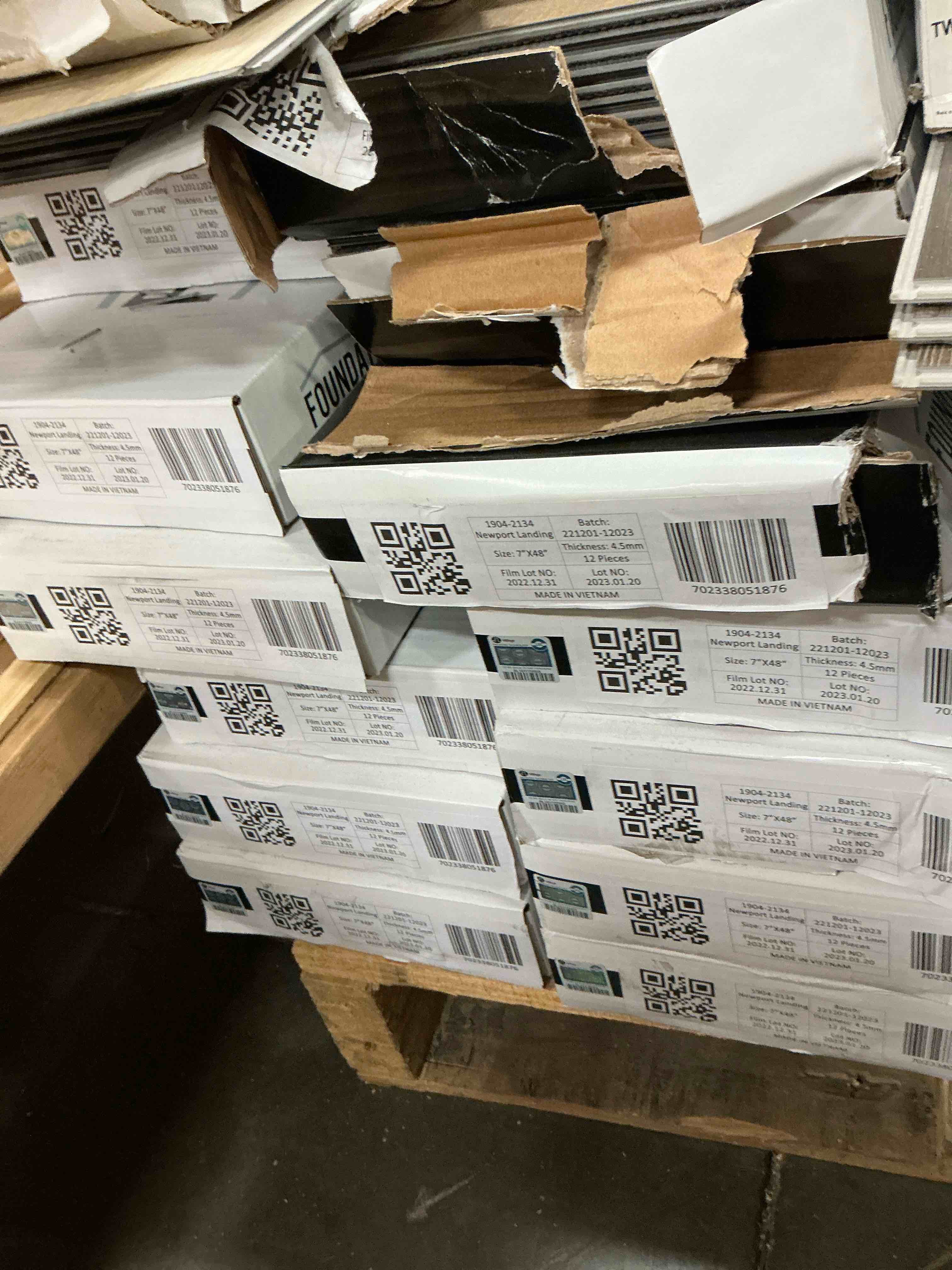 https://s3.amazonaws.com/lotting-images-prod/bidfta/PPE0474328_1732659476749.jpeg
