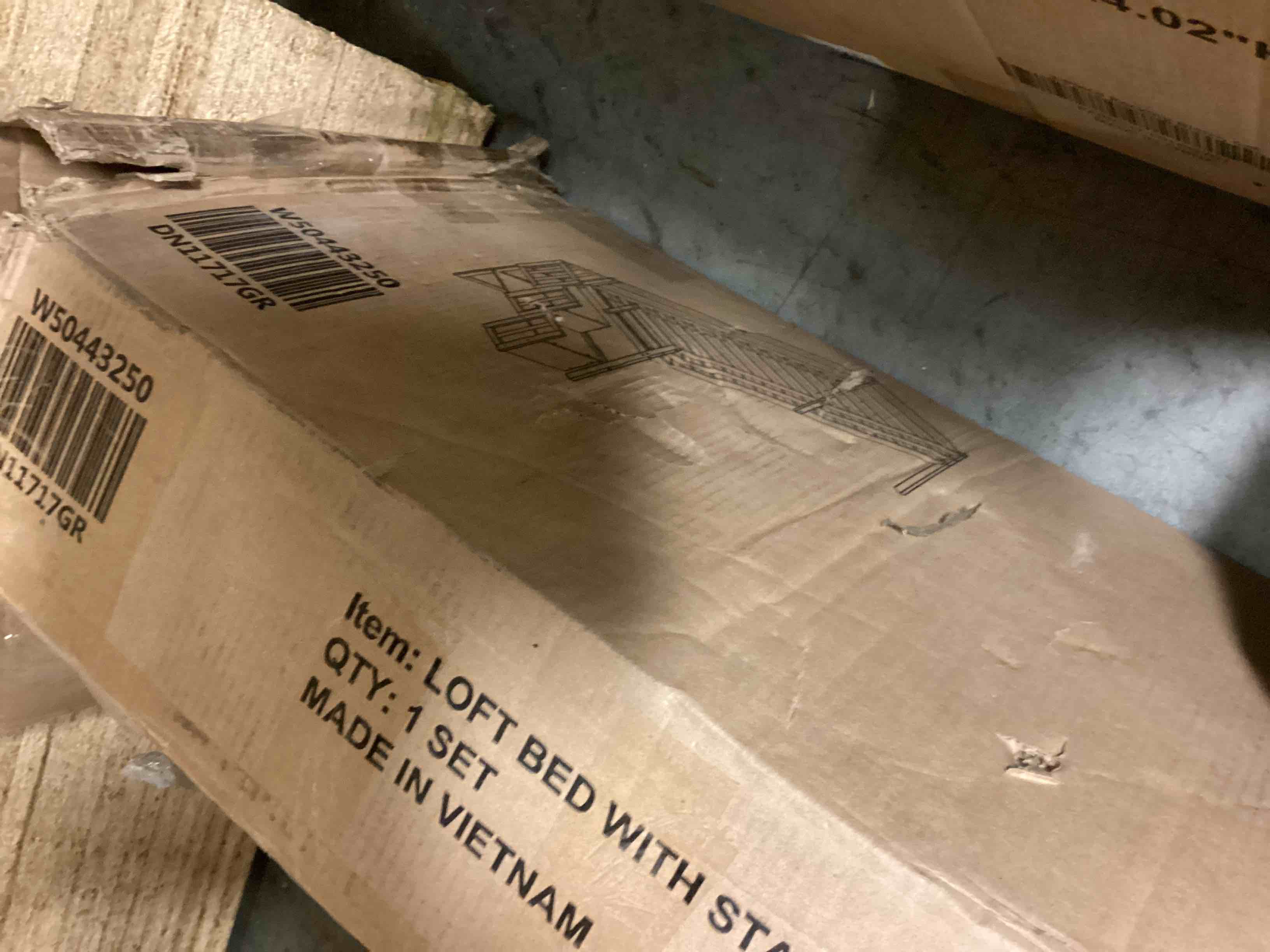 https://s3.amazonaws.com/lotting-images-prod/bidfta/PPE0475002_1729185156571.jpeg