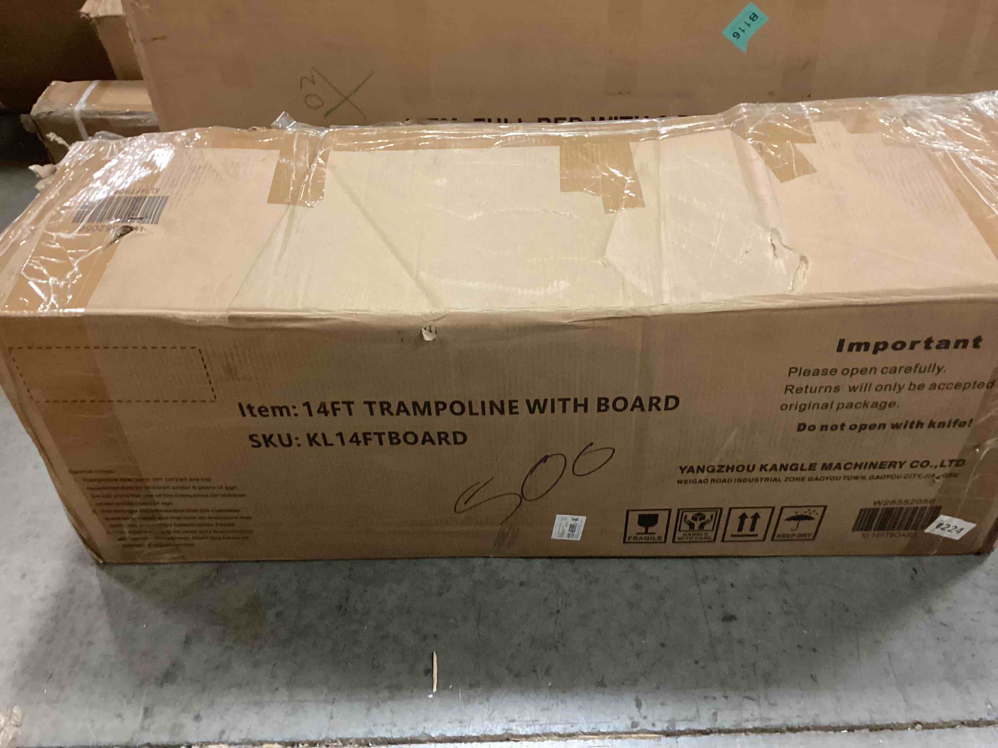 https://s3.amazonaws.com/lotting-images-prod/bidfta/PPE0475003_1729185608057.jpeg