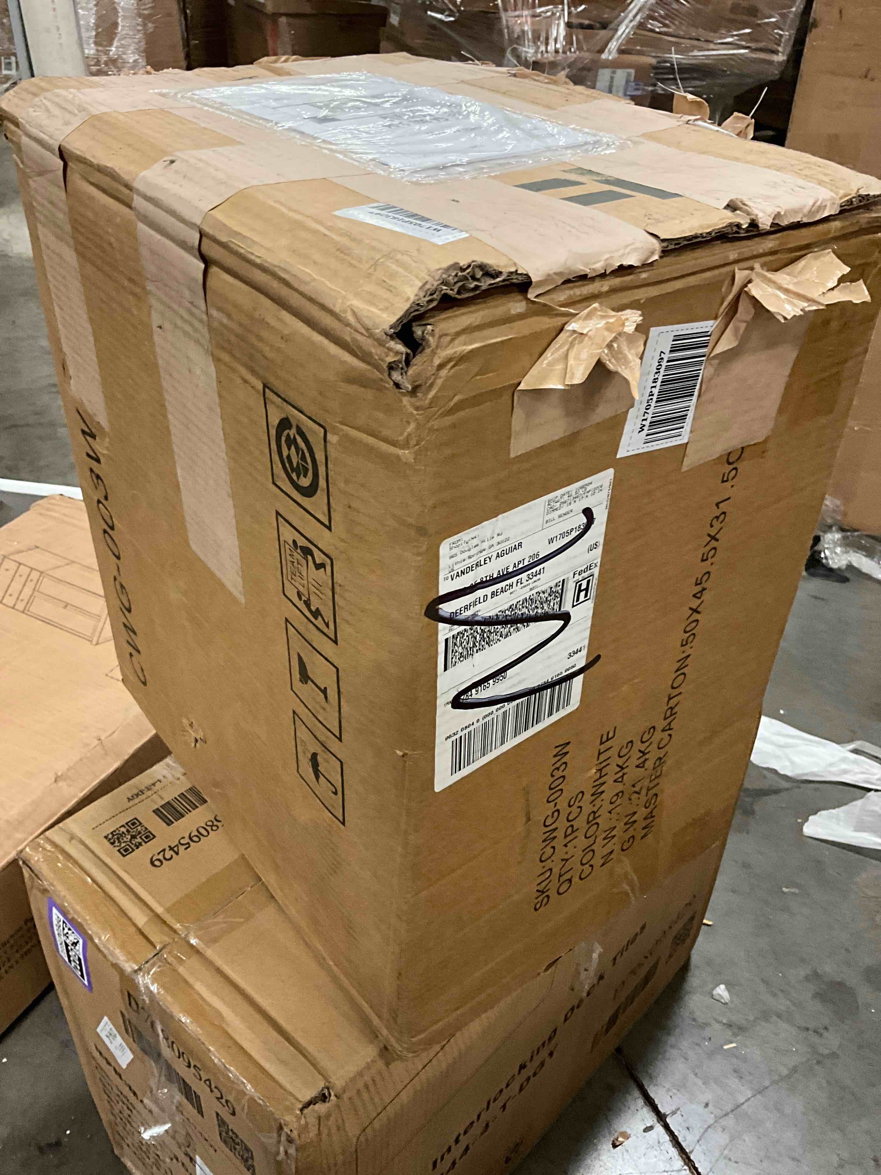 https://s3.amazonaws.com/lotting-images-prod/bidfta/PPE0475039_1729201678960.jpeg