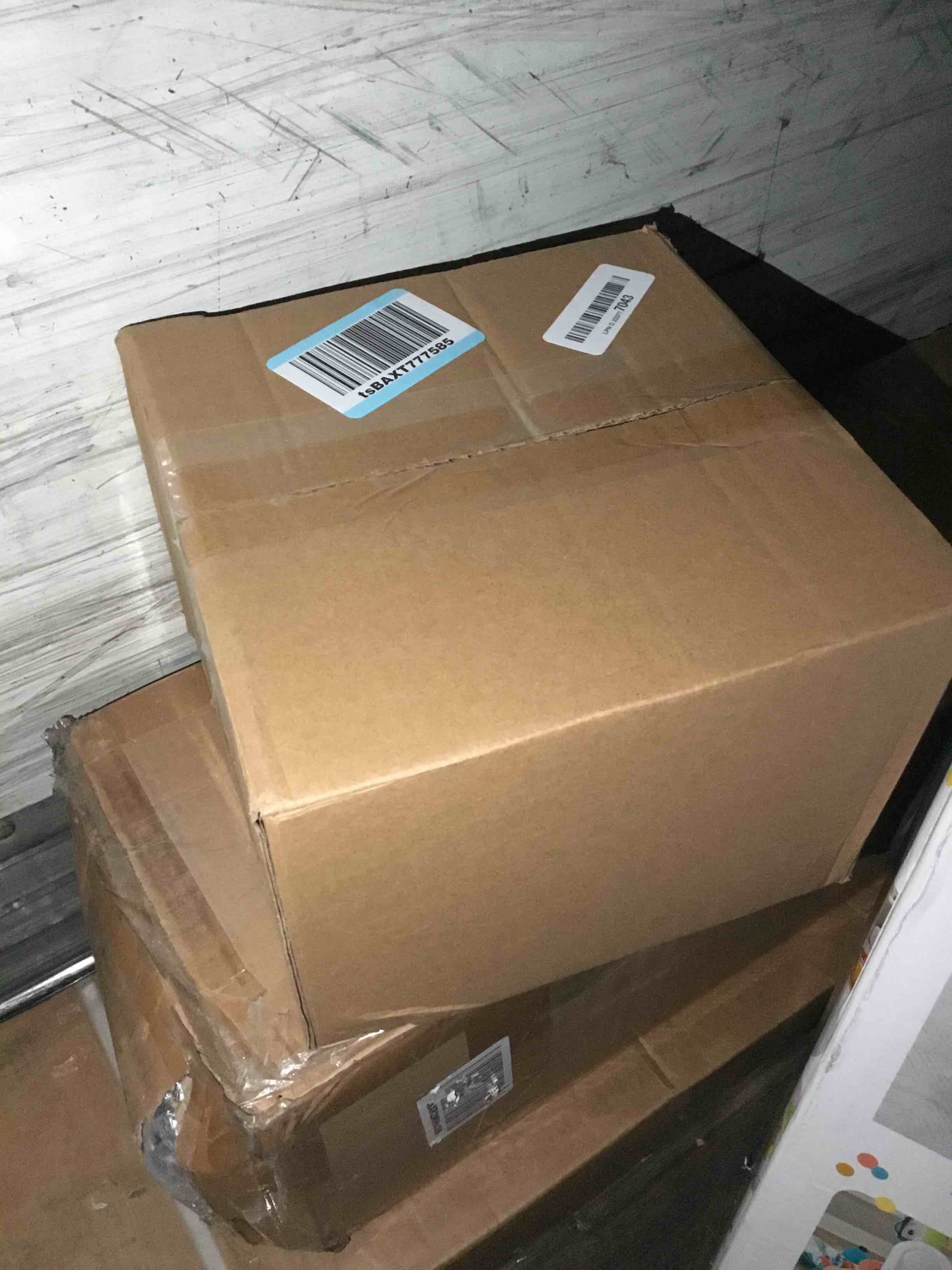 https://s3.amazonaws.com/lotting-images-prod/bidfta/PPE0475046_1729256216232.jpeg