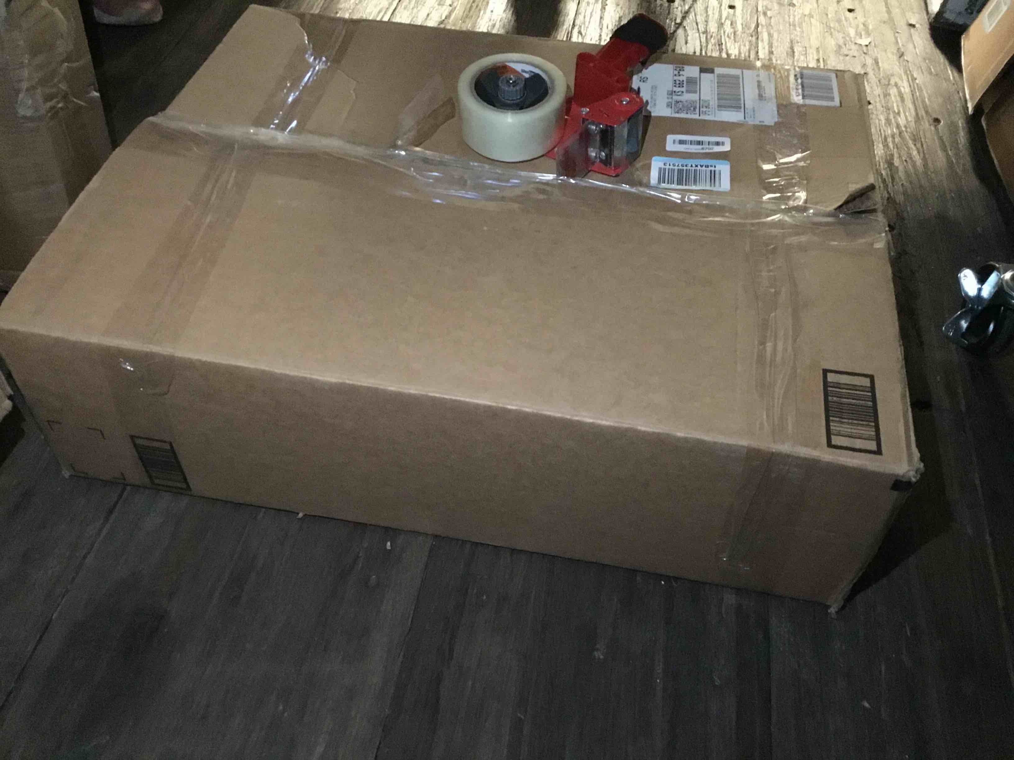 https://s3.amazonaws.com/lotting-images-prod/bidfta/PPE0475048_1729256549732.jpeg