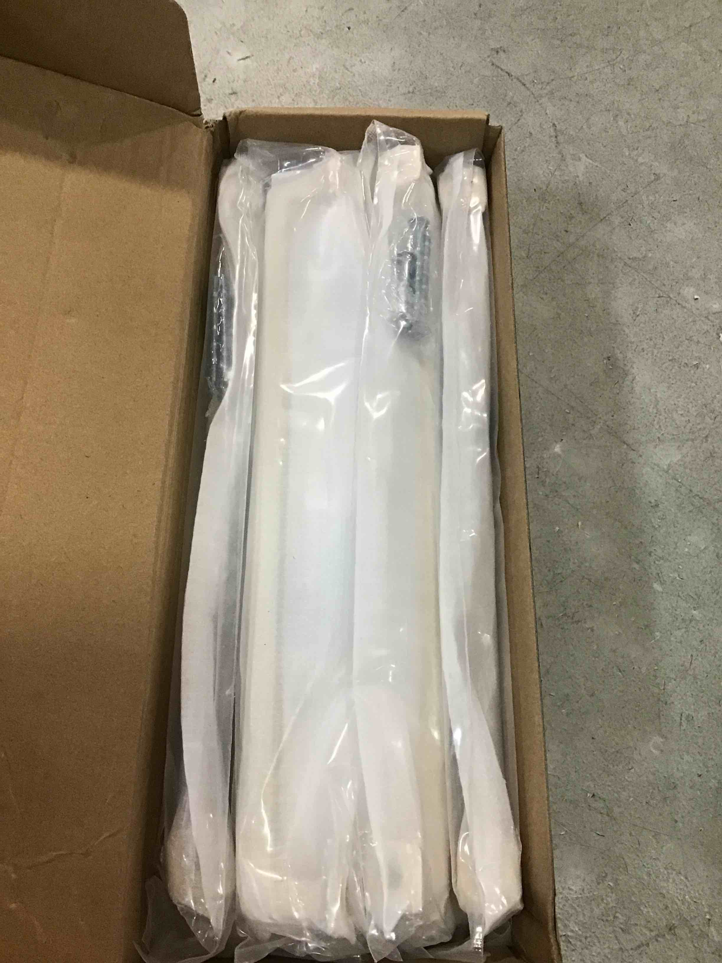 https://s3.amazonaws.com/lotting-images-prod/bidfta/PPE0476204_1731736425908.jpeg