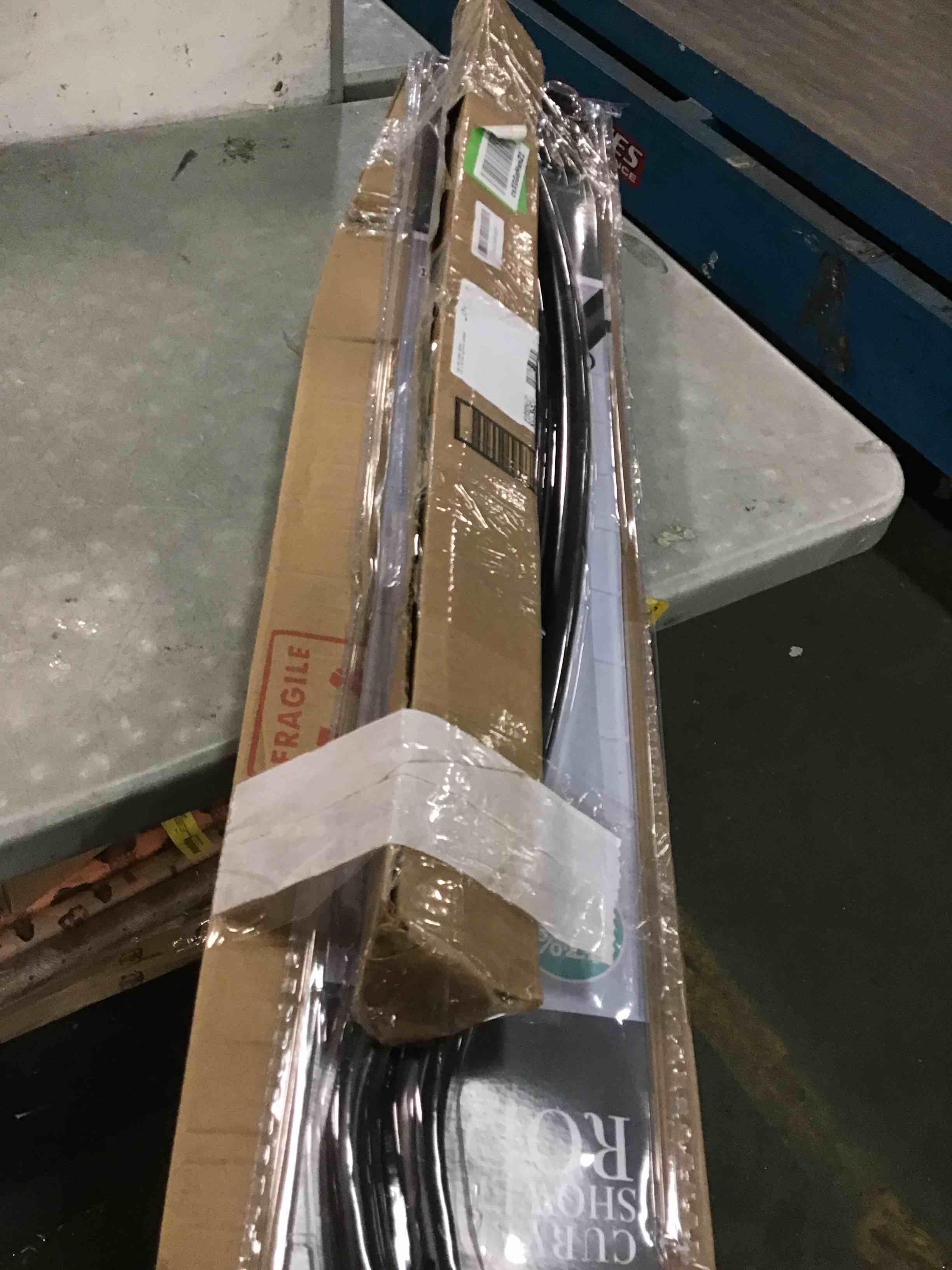 https://s3.amazonaws.com/lotting-images-prod/bidfta/PPE0477041_1730872709532.jpeg
