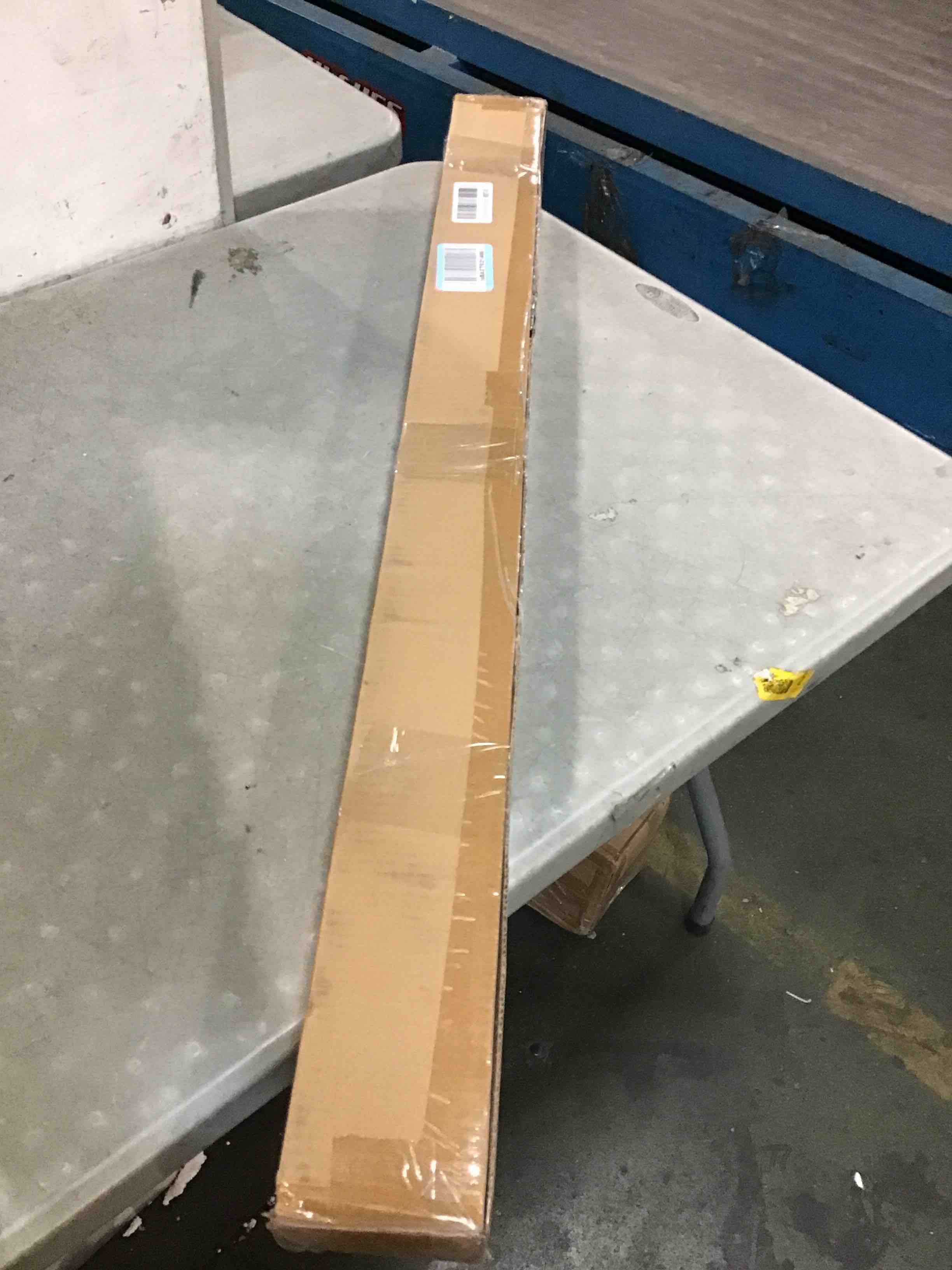https://s3.amazonaws.com/lotting-images-prod/bidfta/PPE0477219_1730786656350.jpeg