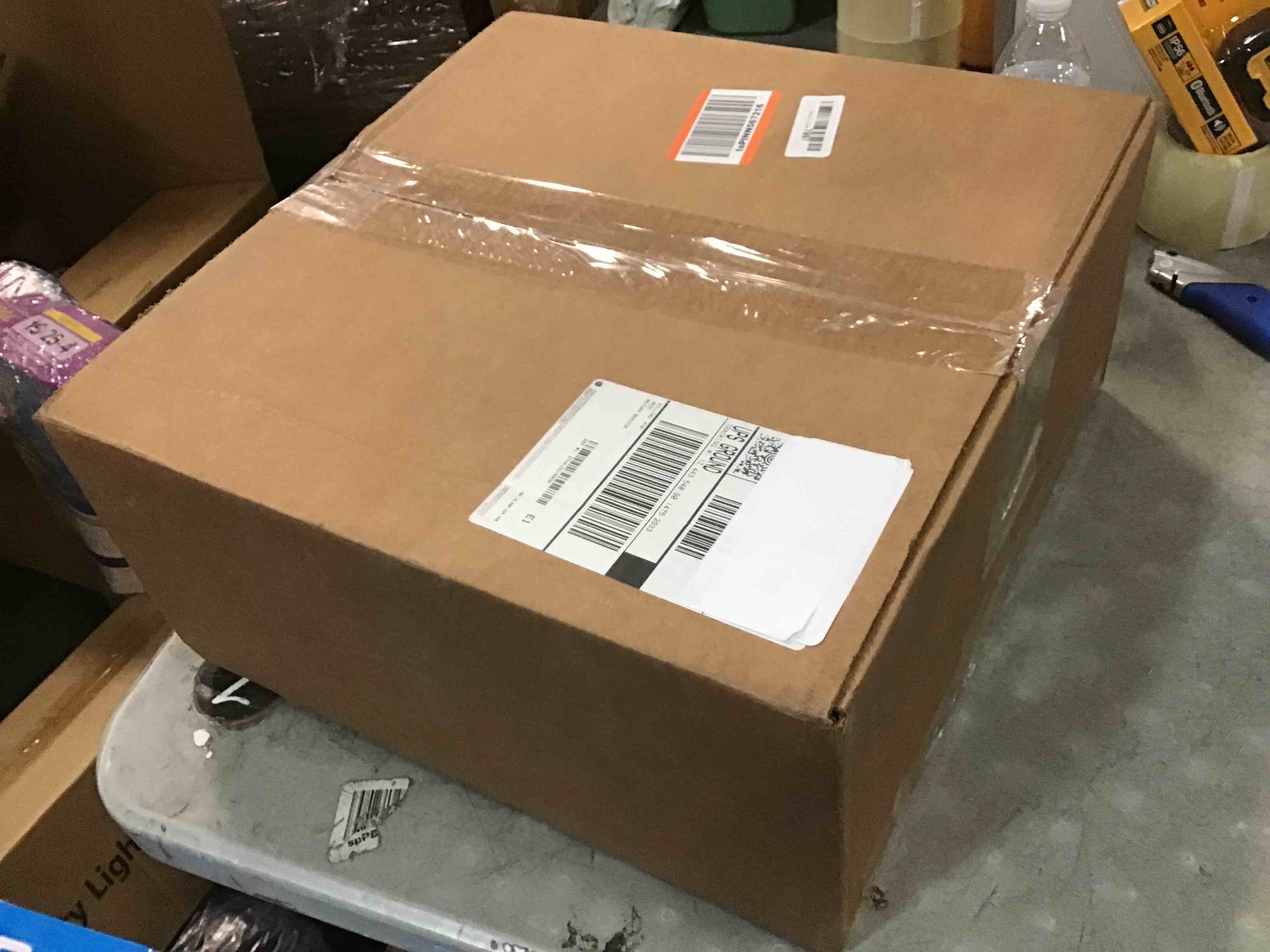 https://s3.amazonaws.com/lotting-images-prod/bidfta/PPE0477811_1730426186241.jpeg