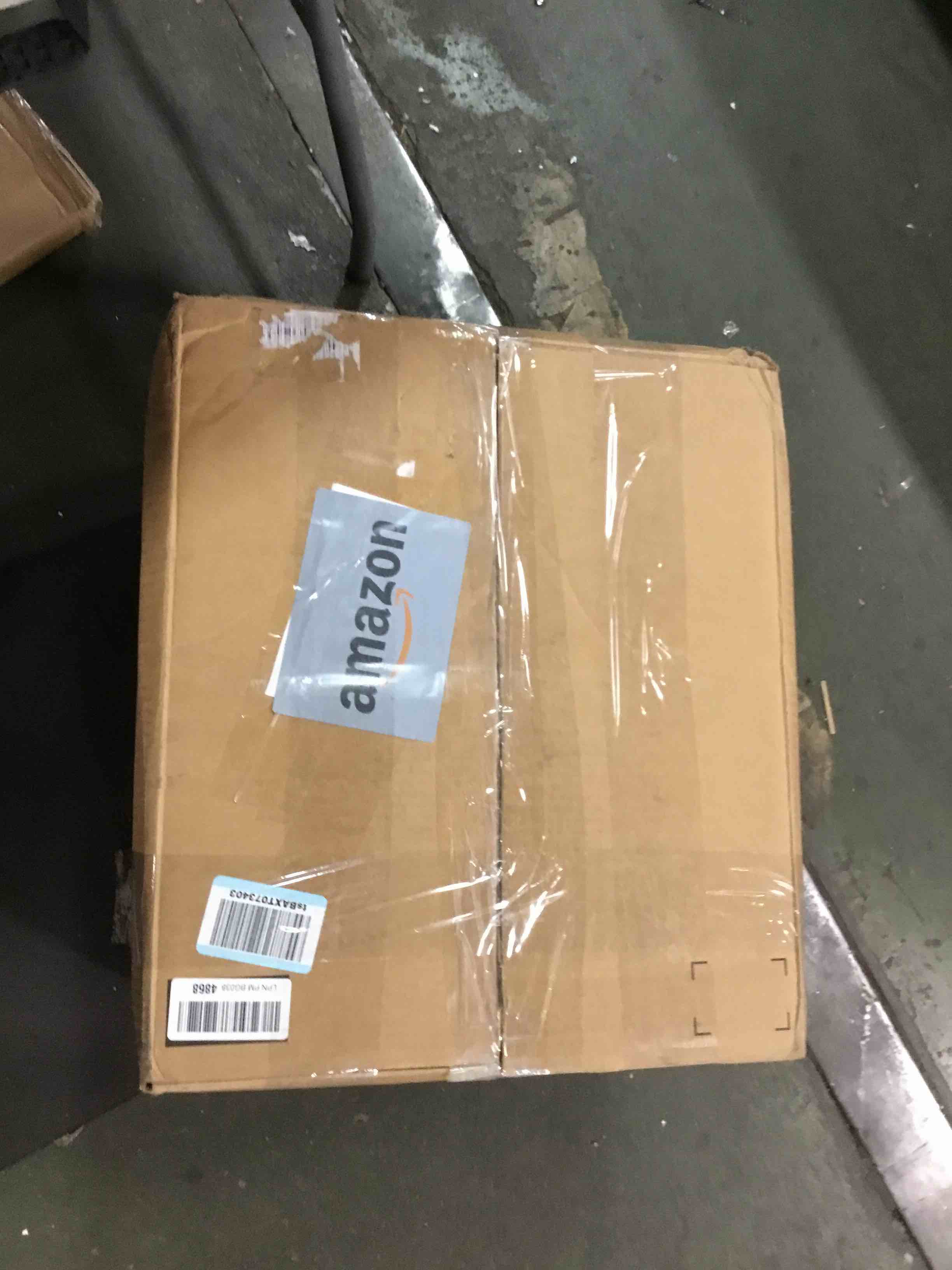 https://s3.amazonaws.com/lotting-images-prod/bidfta/PPE0478611_1731365077355.jpeg