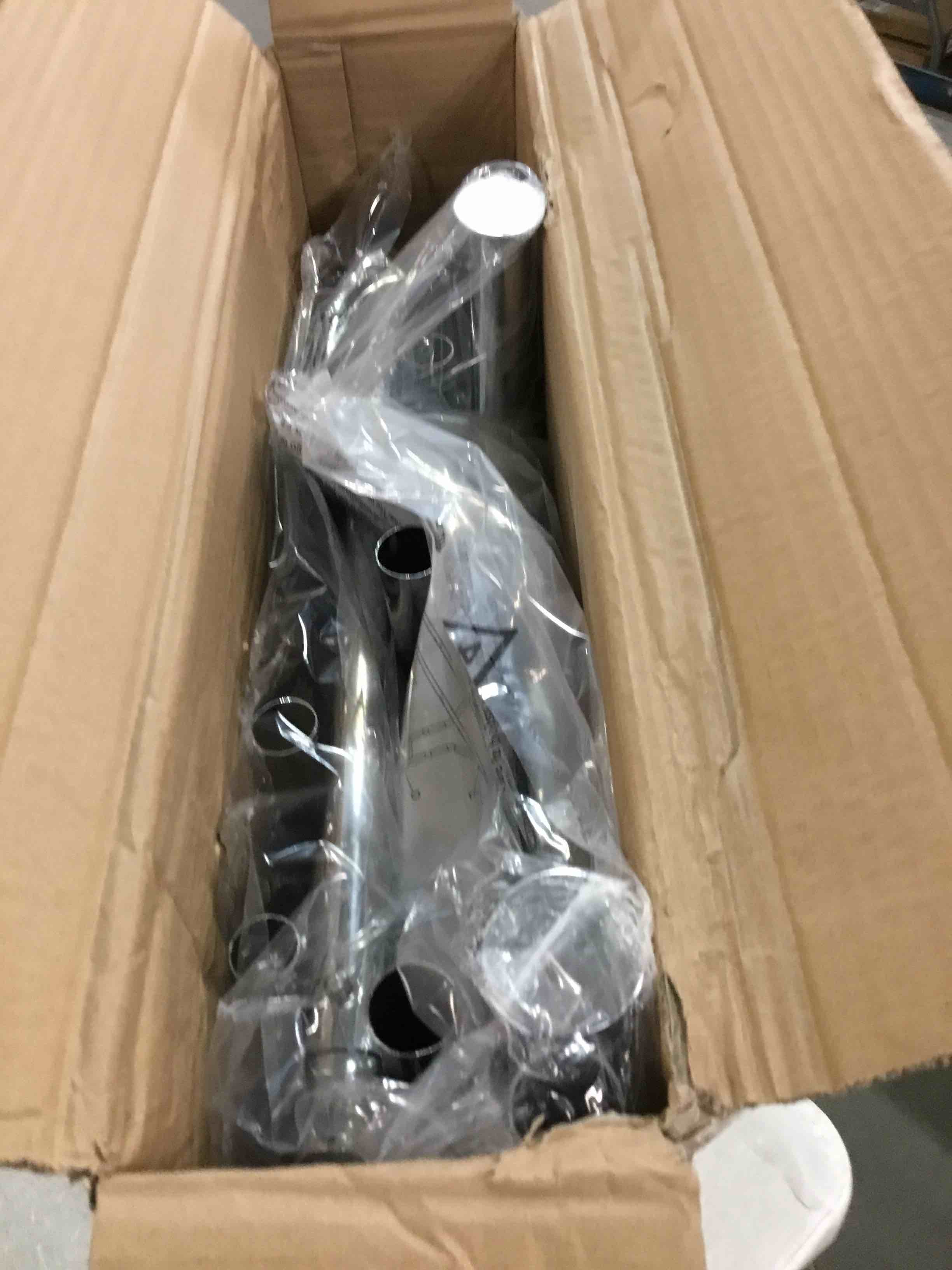 https://s3.amazonaws.com/lotting-images-prod/bidfta/PPE0478800_1731109565042.jpeg