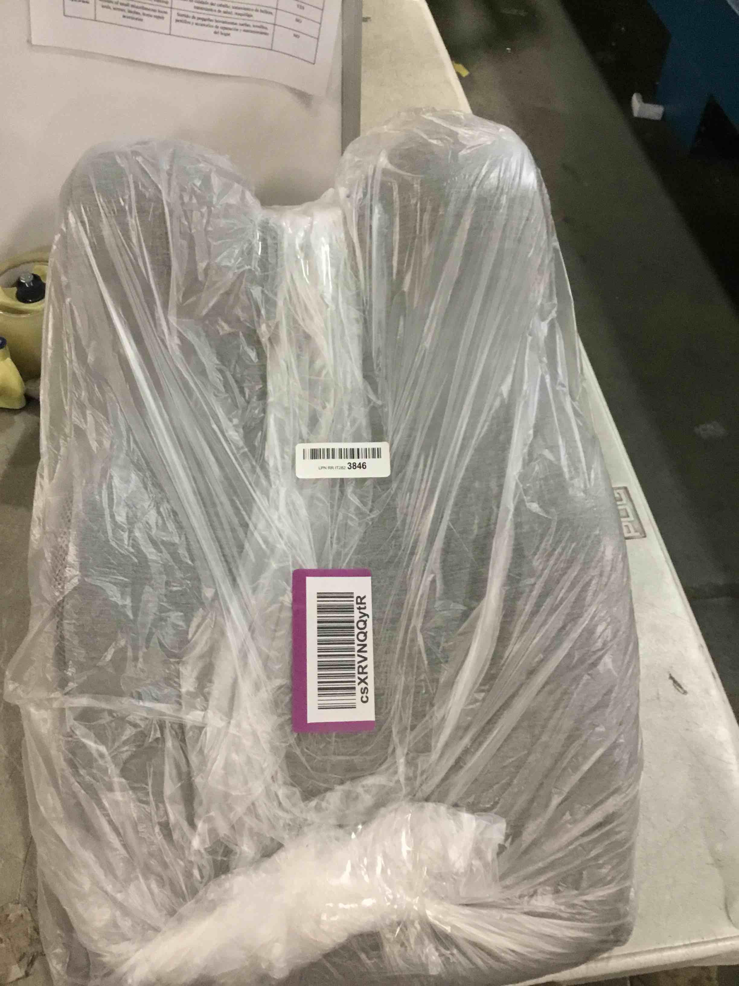 https://s3.amazonaws.com/lotting-images-prod/bidfta/PPE0479047_1730864075917.jpeg