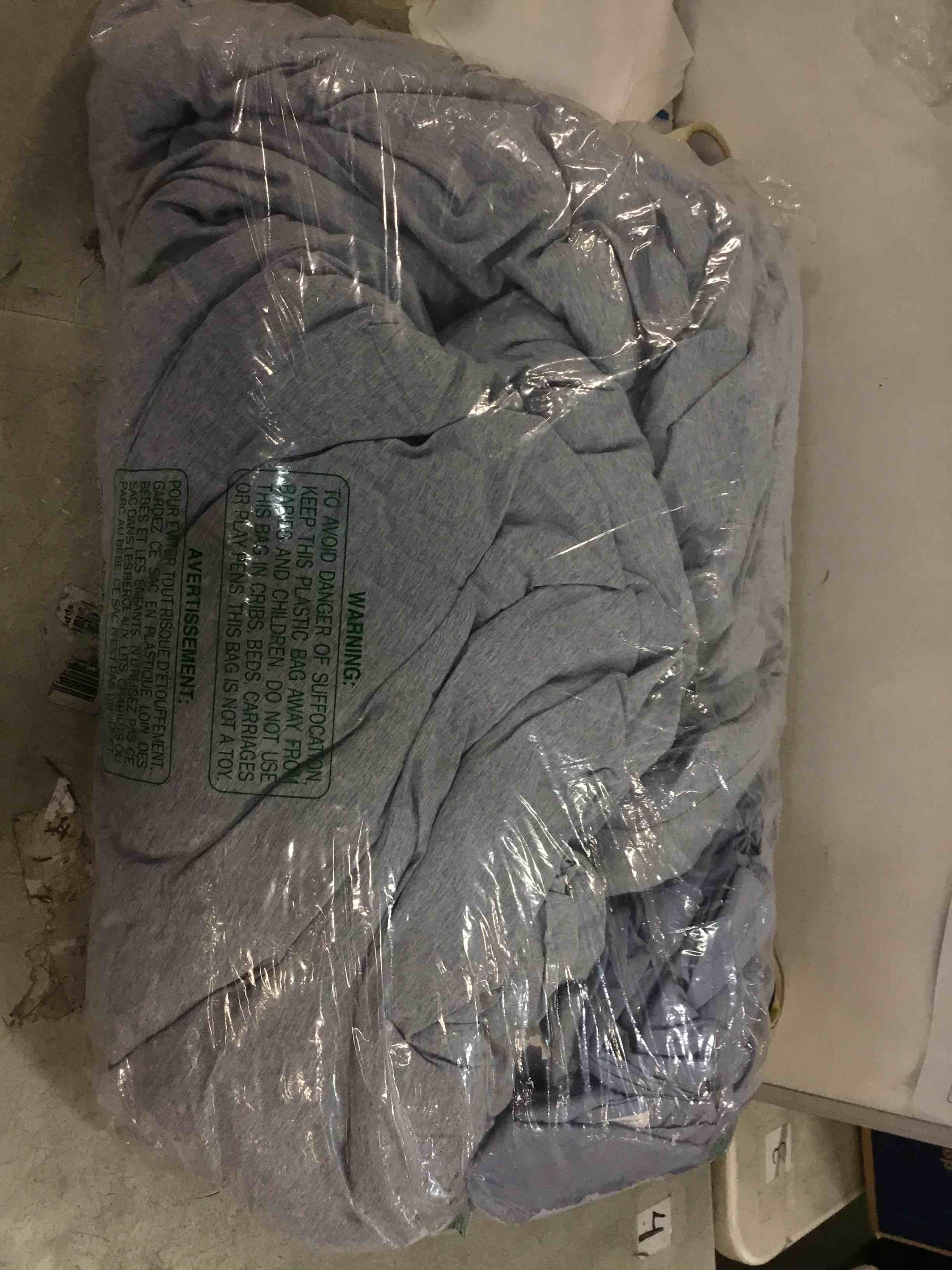 https://s3.amazonaws.com/lotting-images-prod/bidfta/PPE0479051_1730863709707.jpeg