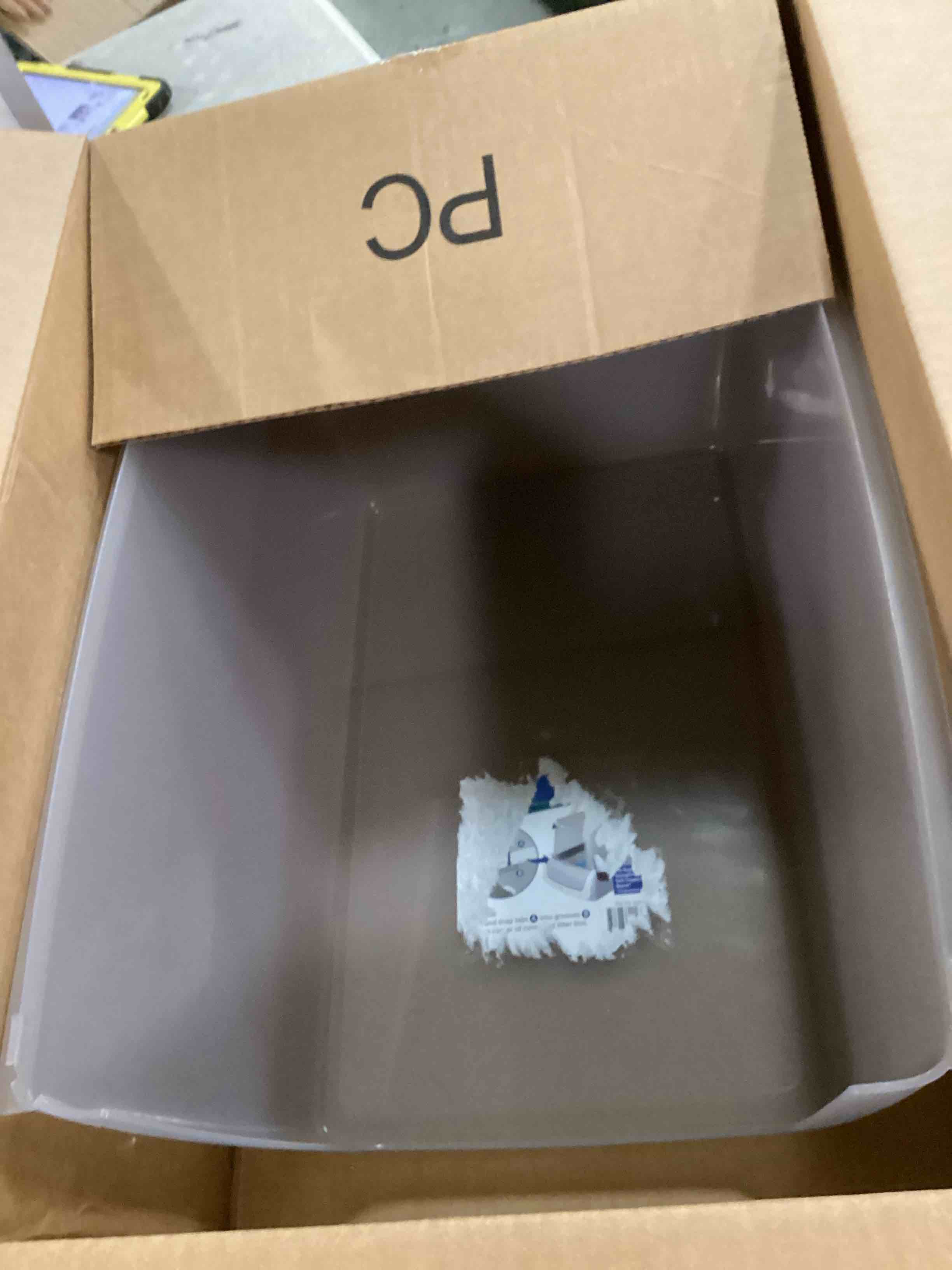 https://s3.amazonaws.com/lotting-images-prod/bidfta/PPE0479617_1730500826746.jpeg