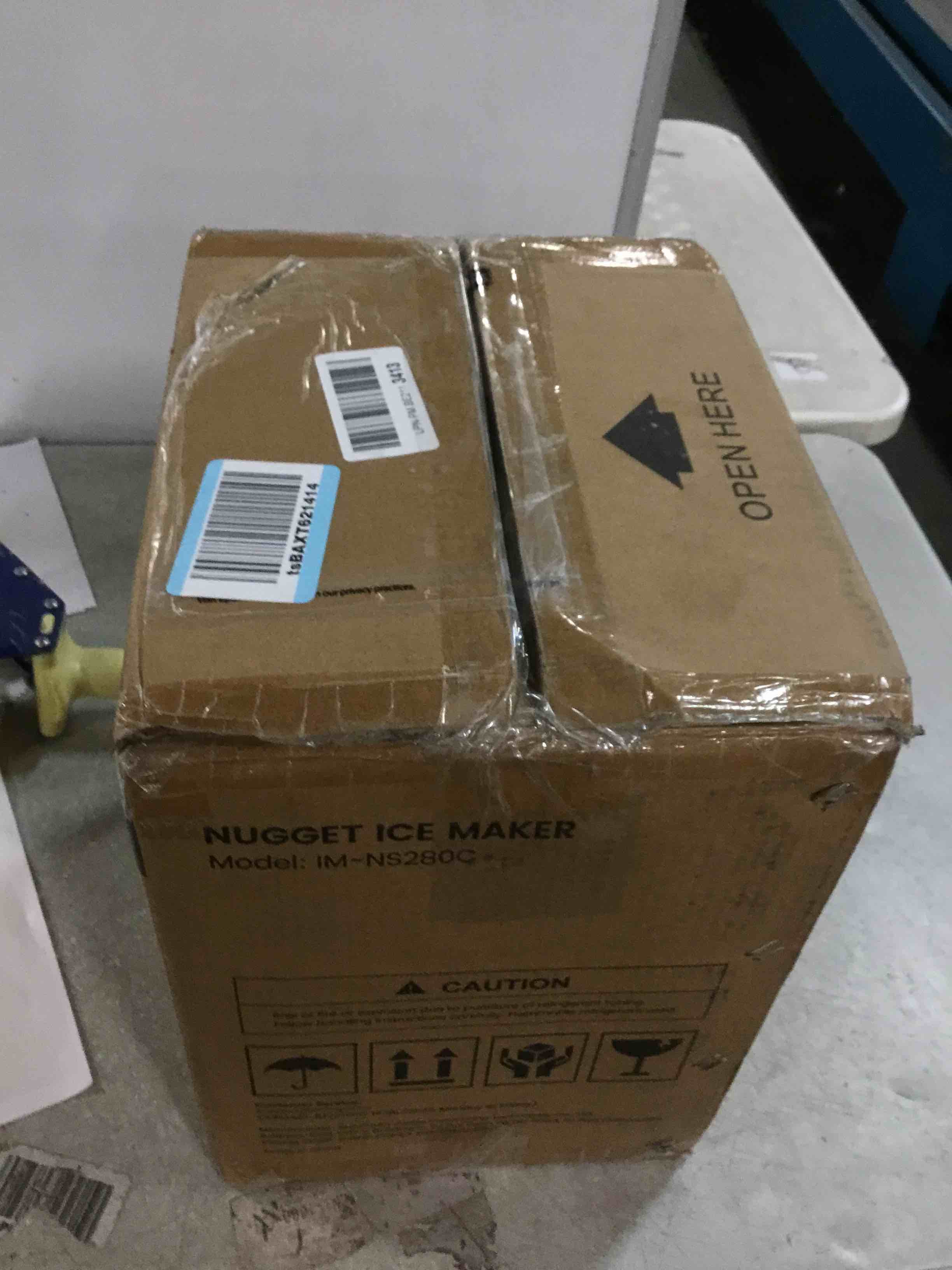 https://s3.amazonaws.com/lotting-images-prod/bidfta/PPE0479775_1730426235529.jpeg
