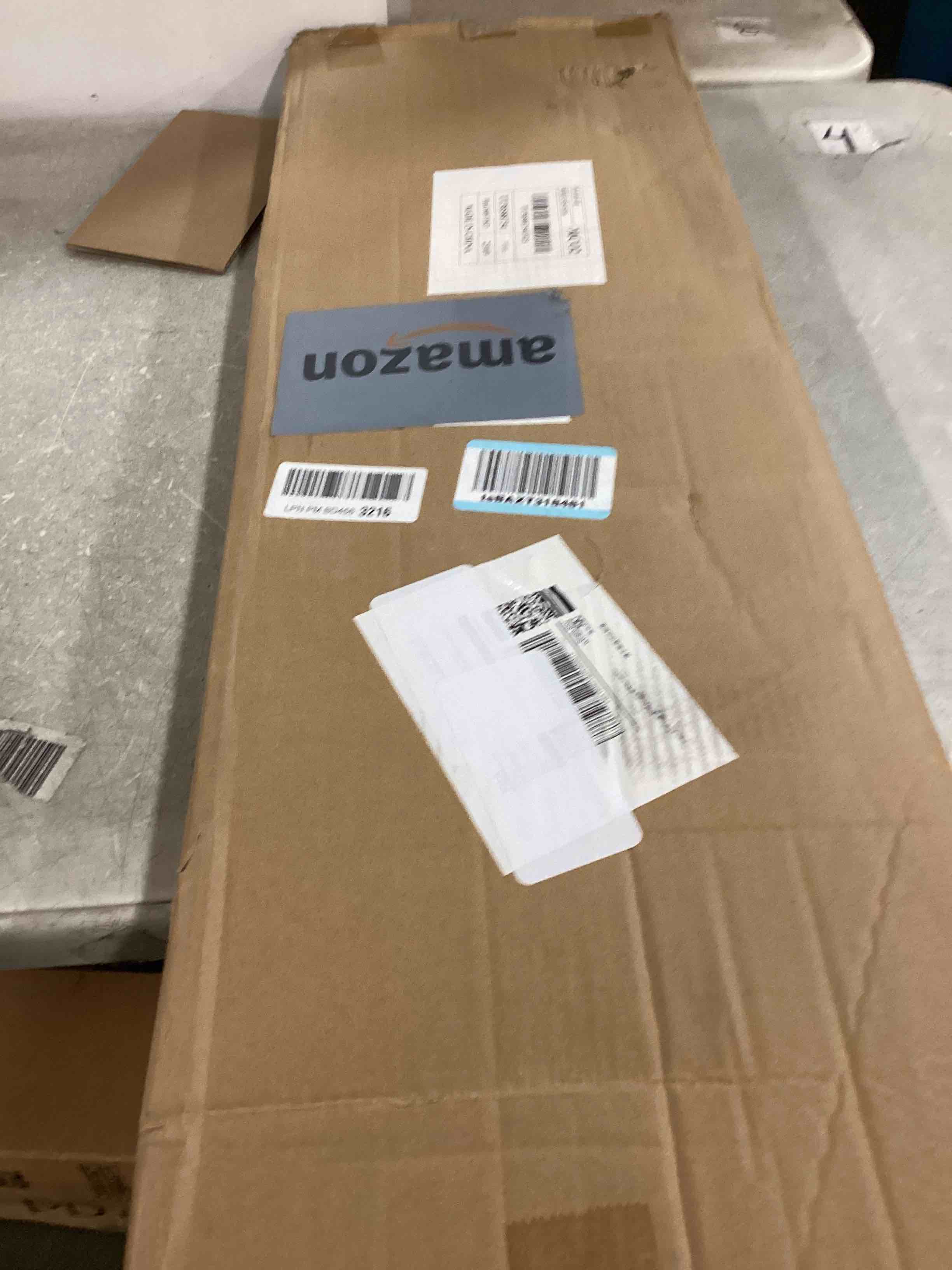 https://s3.amazonaws.com/lotting-images-prod/bidfta/PPE0479918_1730349469521.jpeg