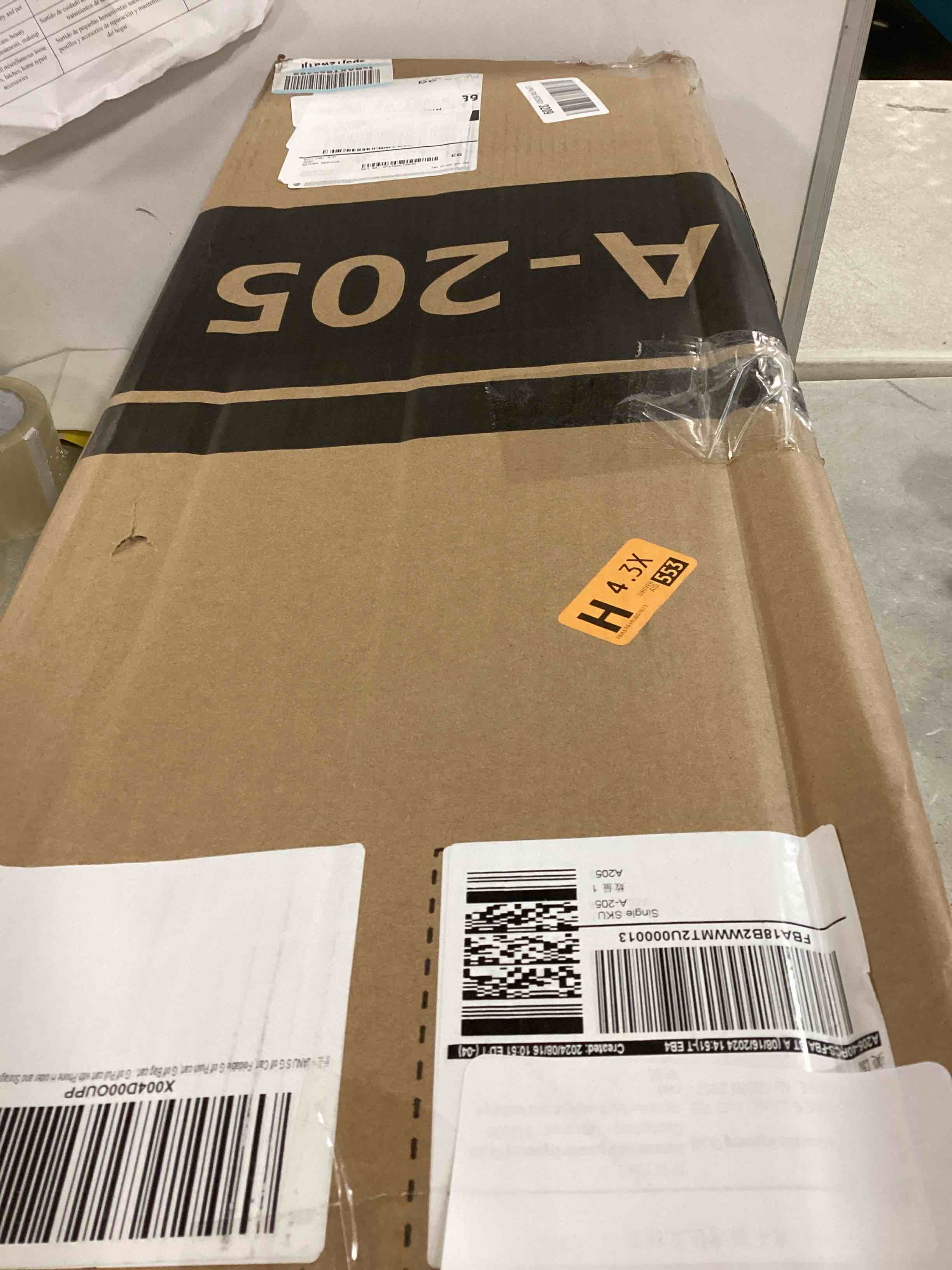 https://s3.amazonaws.com/lotting-images-prod/bidfta/PPE0479932_1730347587681.jpeg