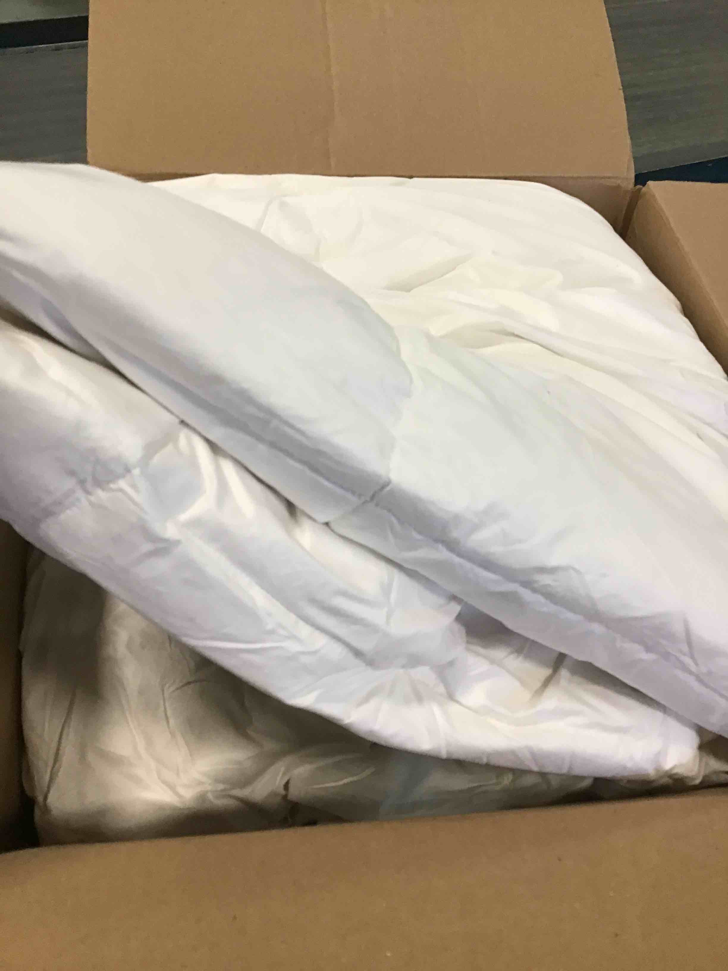 https://s3.amazonaws.com/lotting-images-prod/bidfta/PPE0480165_1730487382022.jpeg