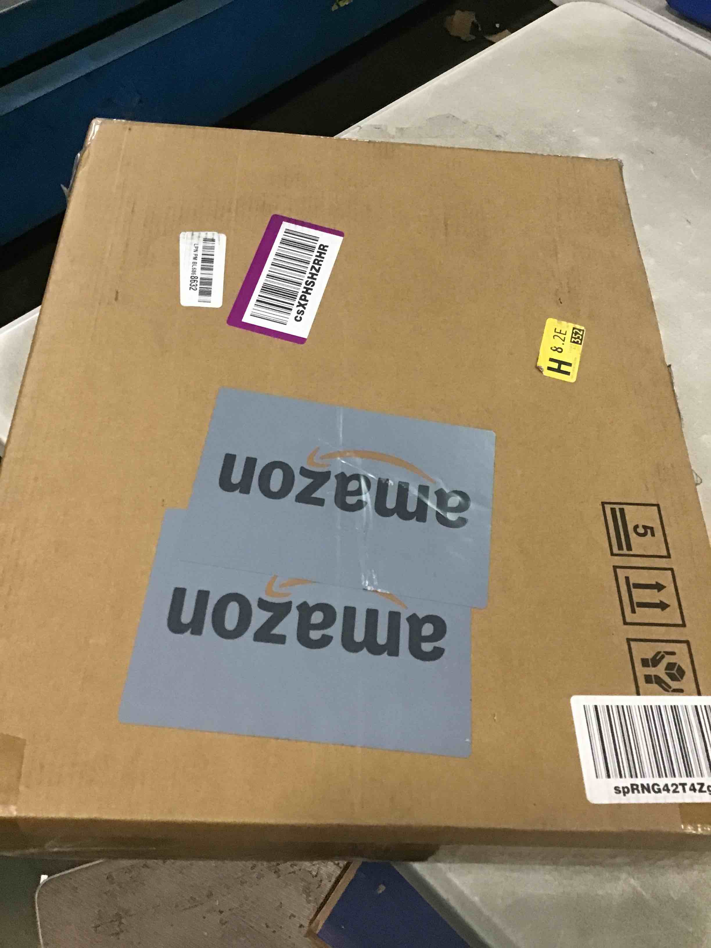 https://s3.amazonaws.com/lotting-images-prod/bidfta/PPE0480175_1730486437603.jpeg