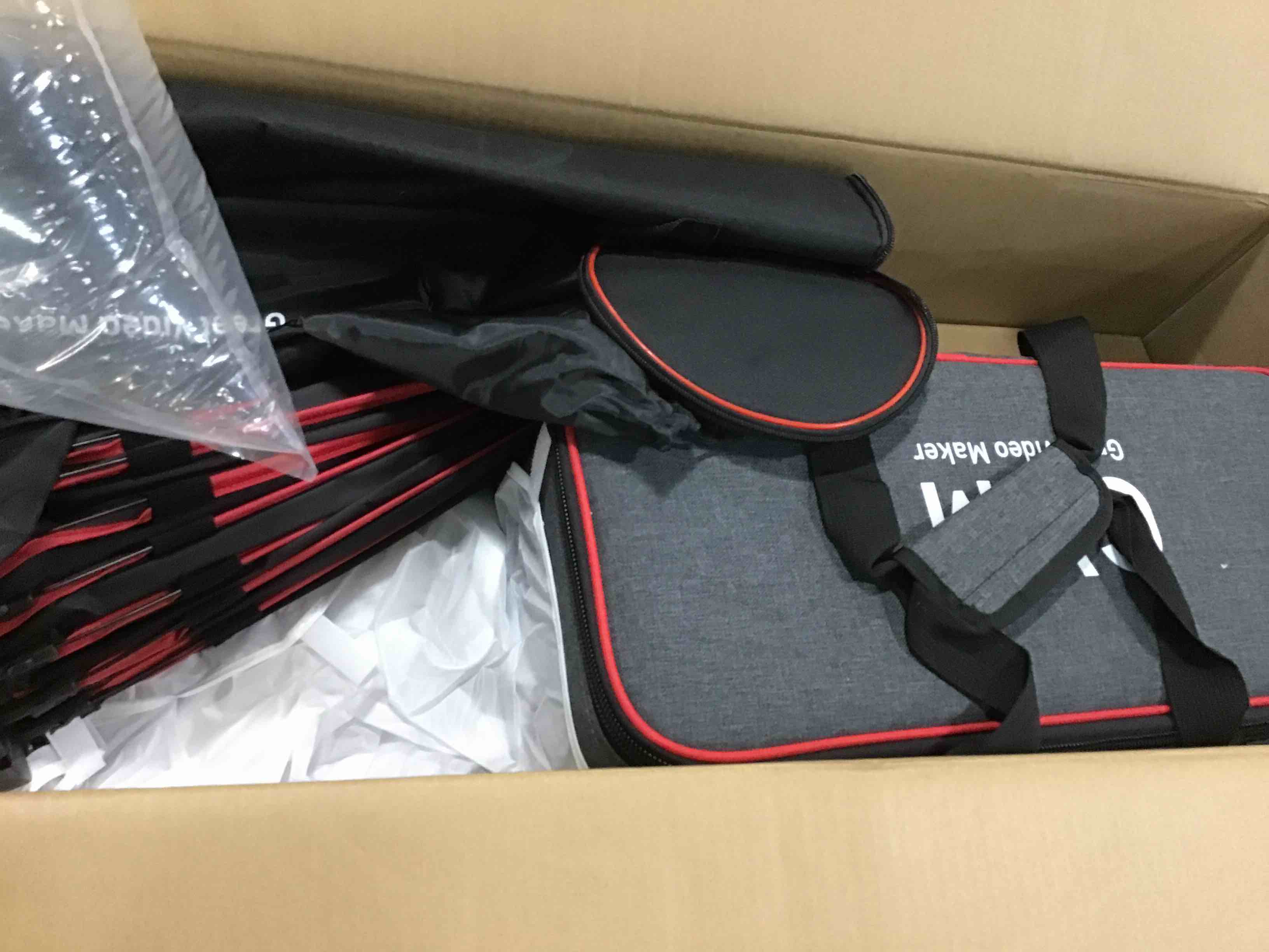 https://s3.amazonaws.com/lotting-images-prod/bidfta/PPE0480318_1730404225843.jpeg
