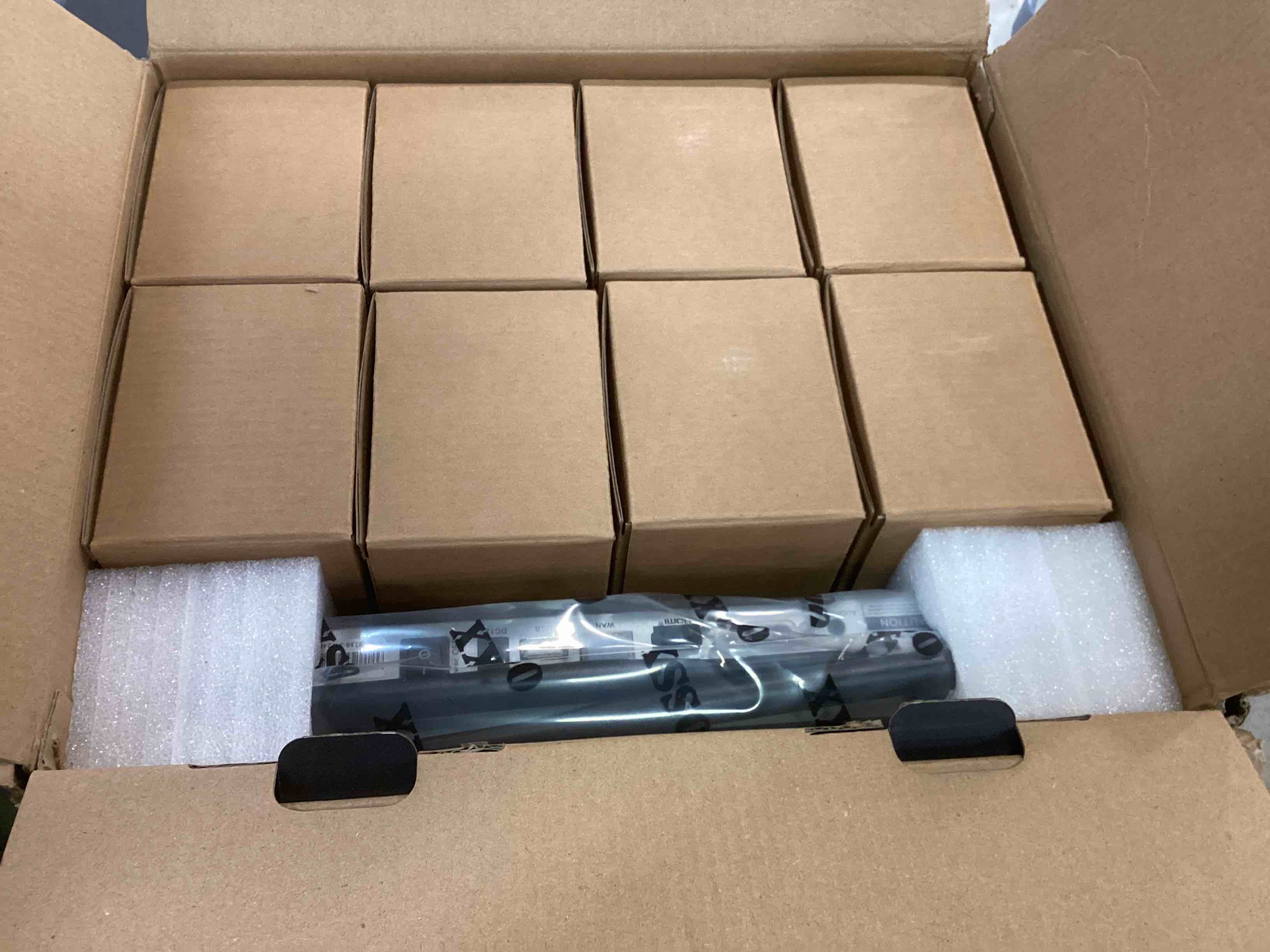 https://s3.amazonaws.com/lotting-images-prod/bidfta/PPE0481094_1729787005304.jpeg