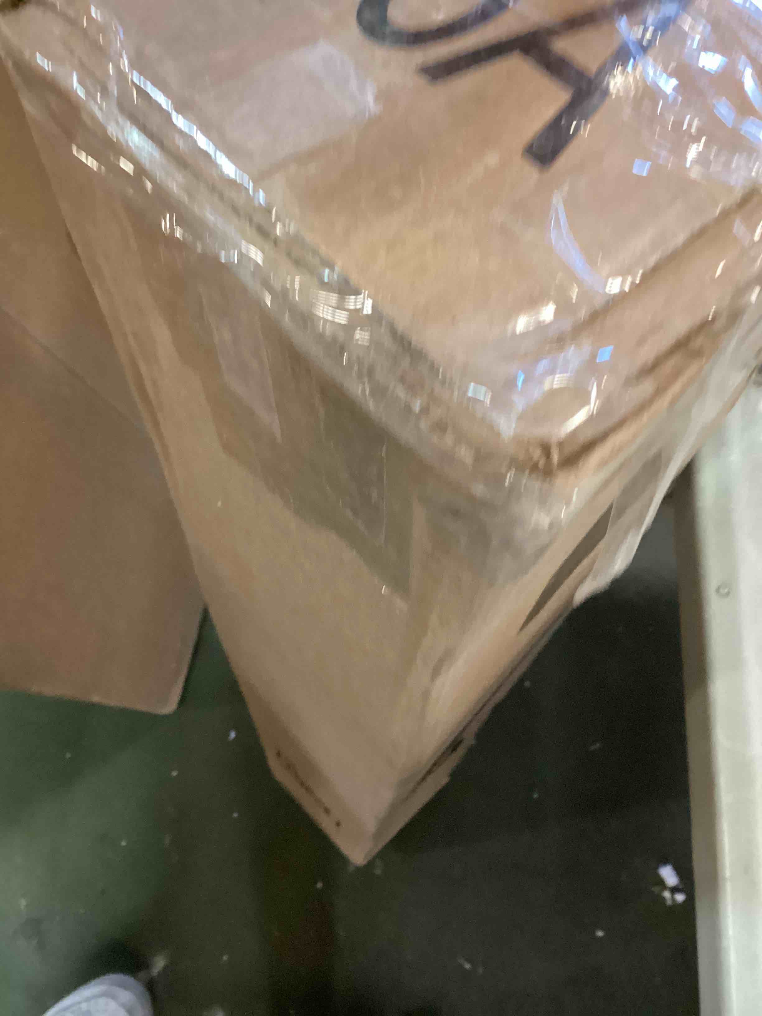 https://s3.amazonaws.com/lotting-images-prod/bidfta/PPE0481126_1729784502865.jpeg