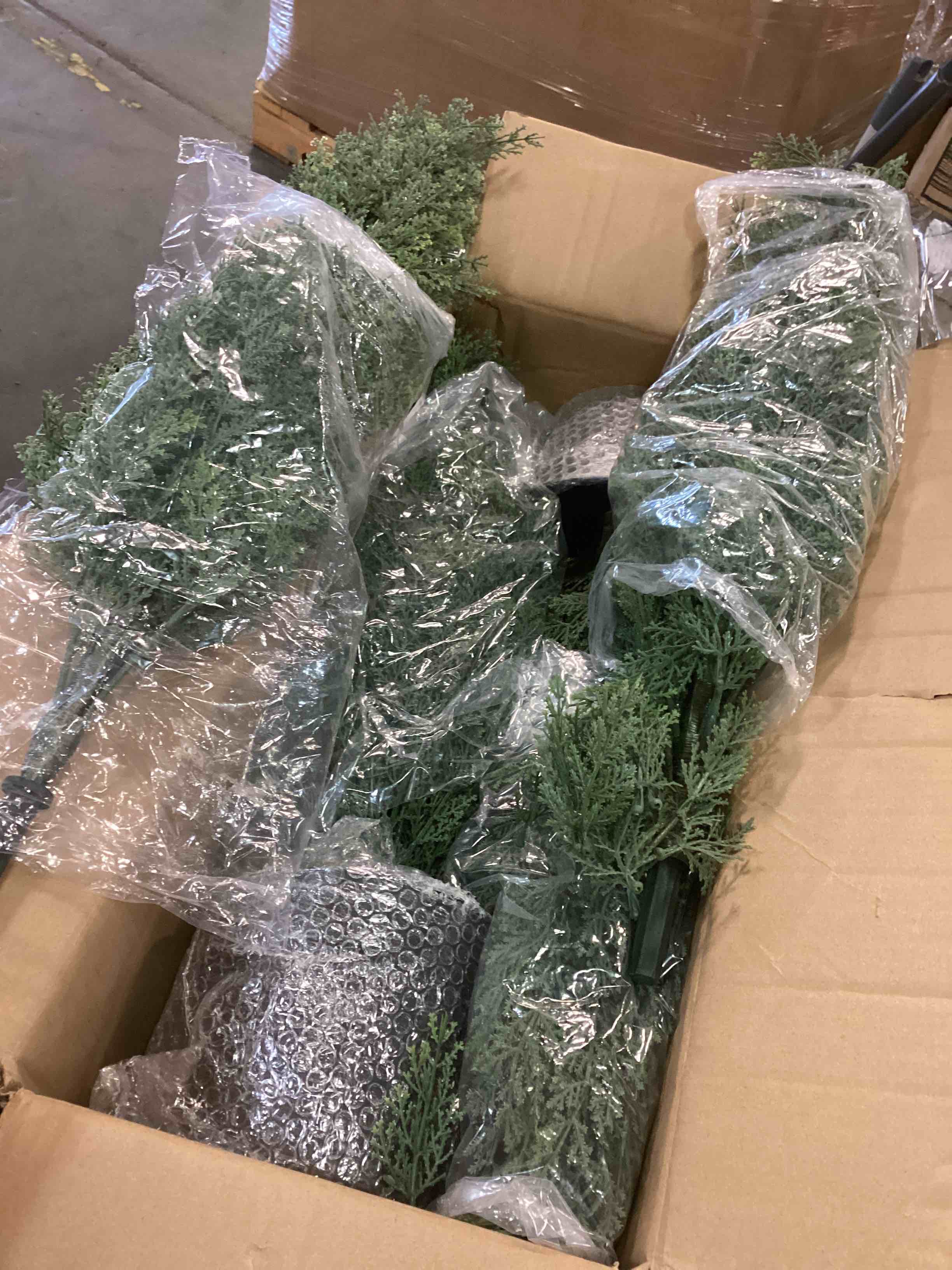 https://s3.amazonaws.com/lotting-images-prod/bidfta/PPE0481154_1729778032574.jpeg