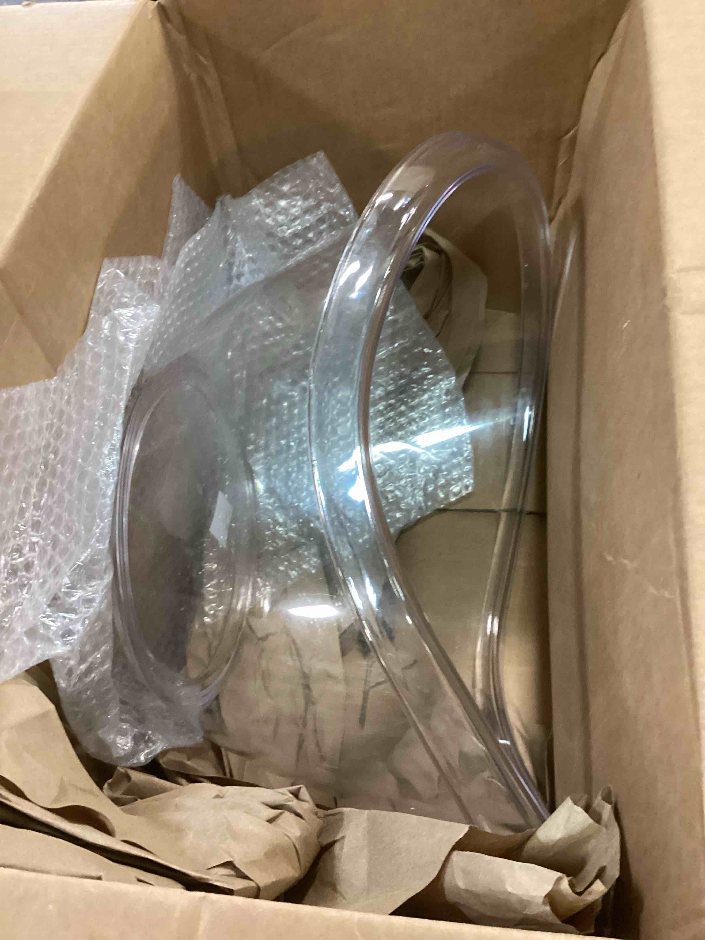 https://s3.amazonaws.com/lotting-images-prod/bidfta/PPE0481238_1729713406203.jpeg