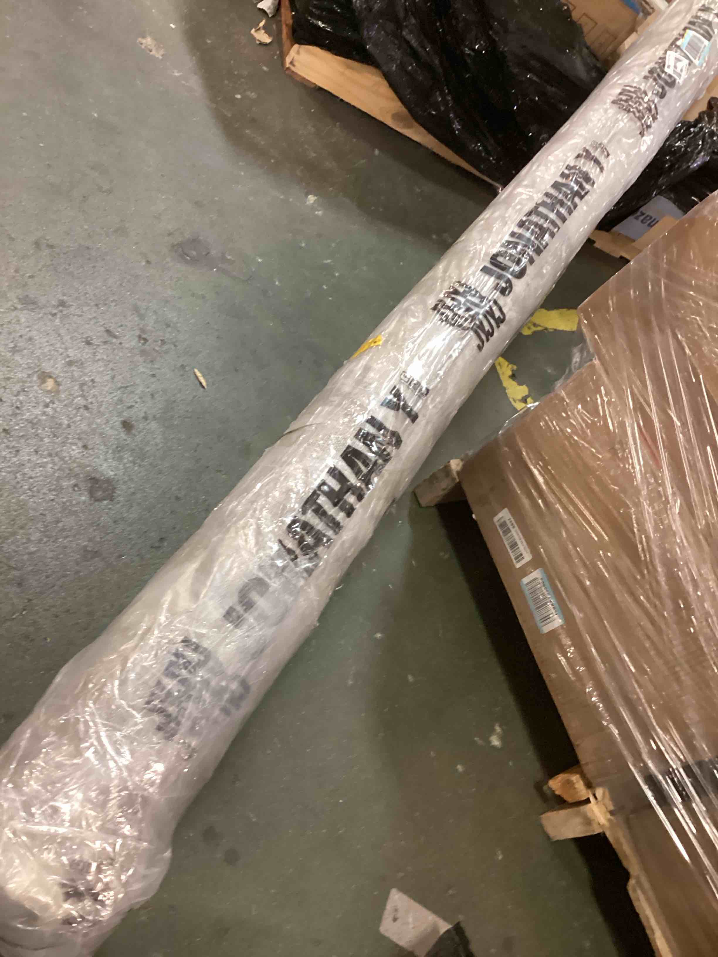 https://s3.amazonaws.com/lotting-images-prod/bidfta/PPE0481268_1729708094652.jpeg