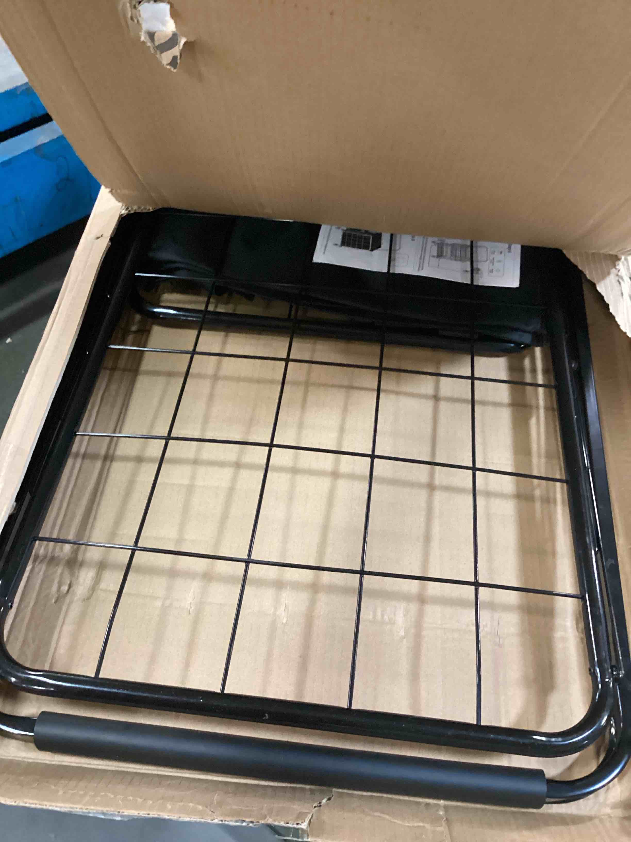 https://s3.amazonaws.com/lotting-images-prod/bidfta/PPE0481311_1729698906843.jpeg
