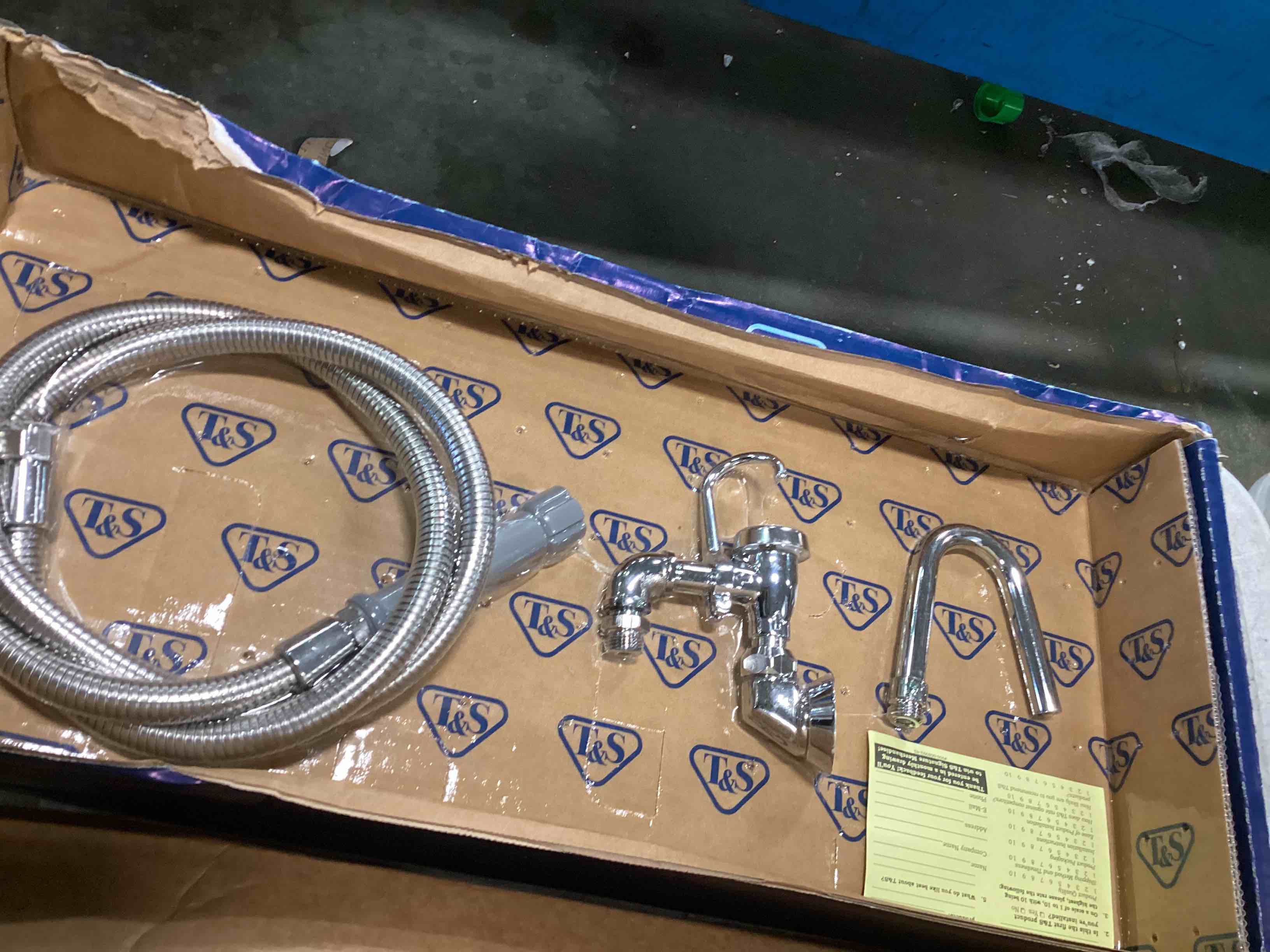 https://s3.amazonaws.com/lotting-images-prod/bidfta/PPE0481990_1729172612700.jpeg