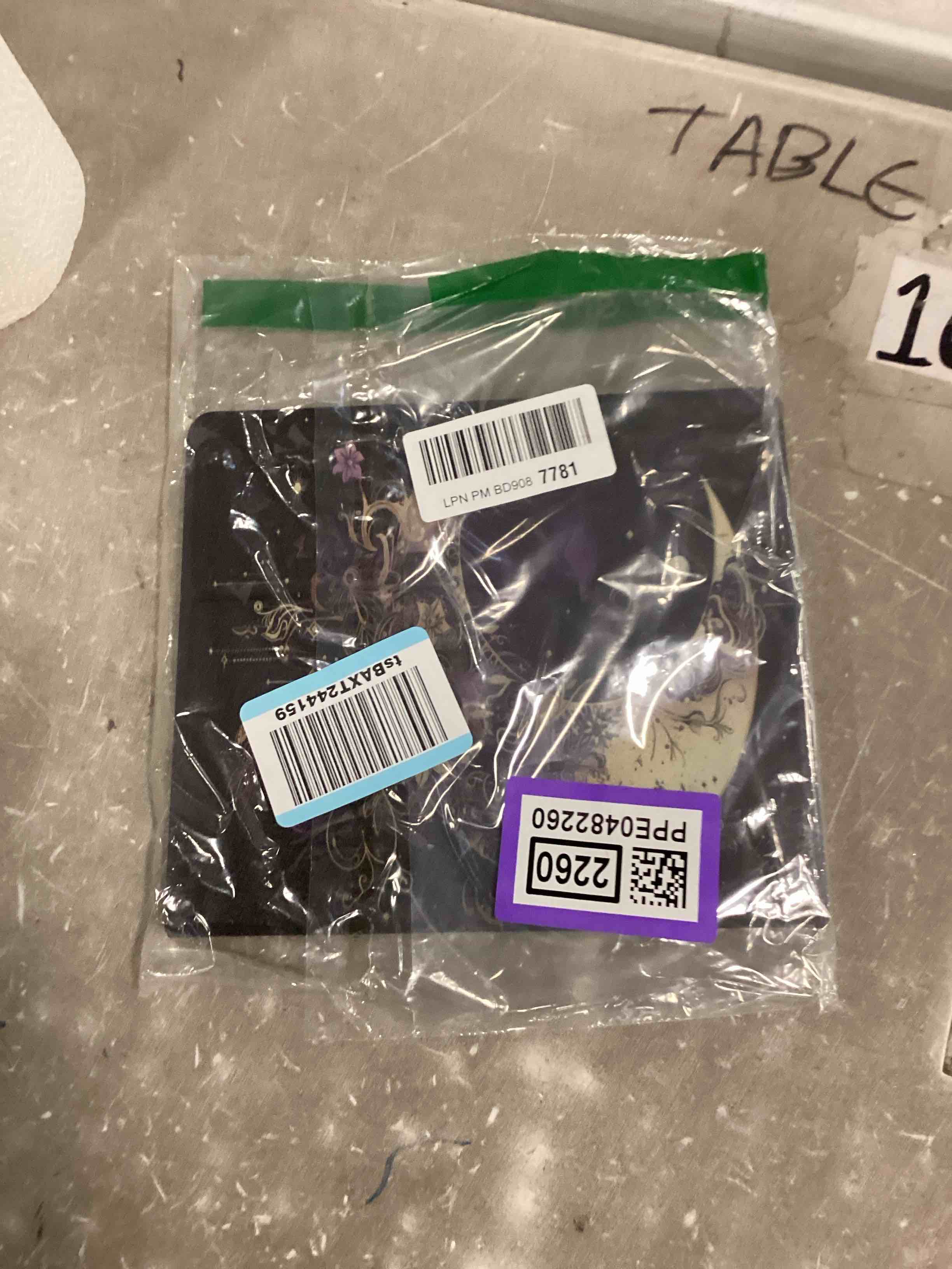 https://s3.amazonaws.com/lotting-images-prod/bidfta/PPE0482260_1730463797689.jpeg
