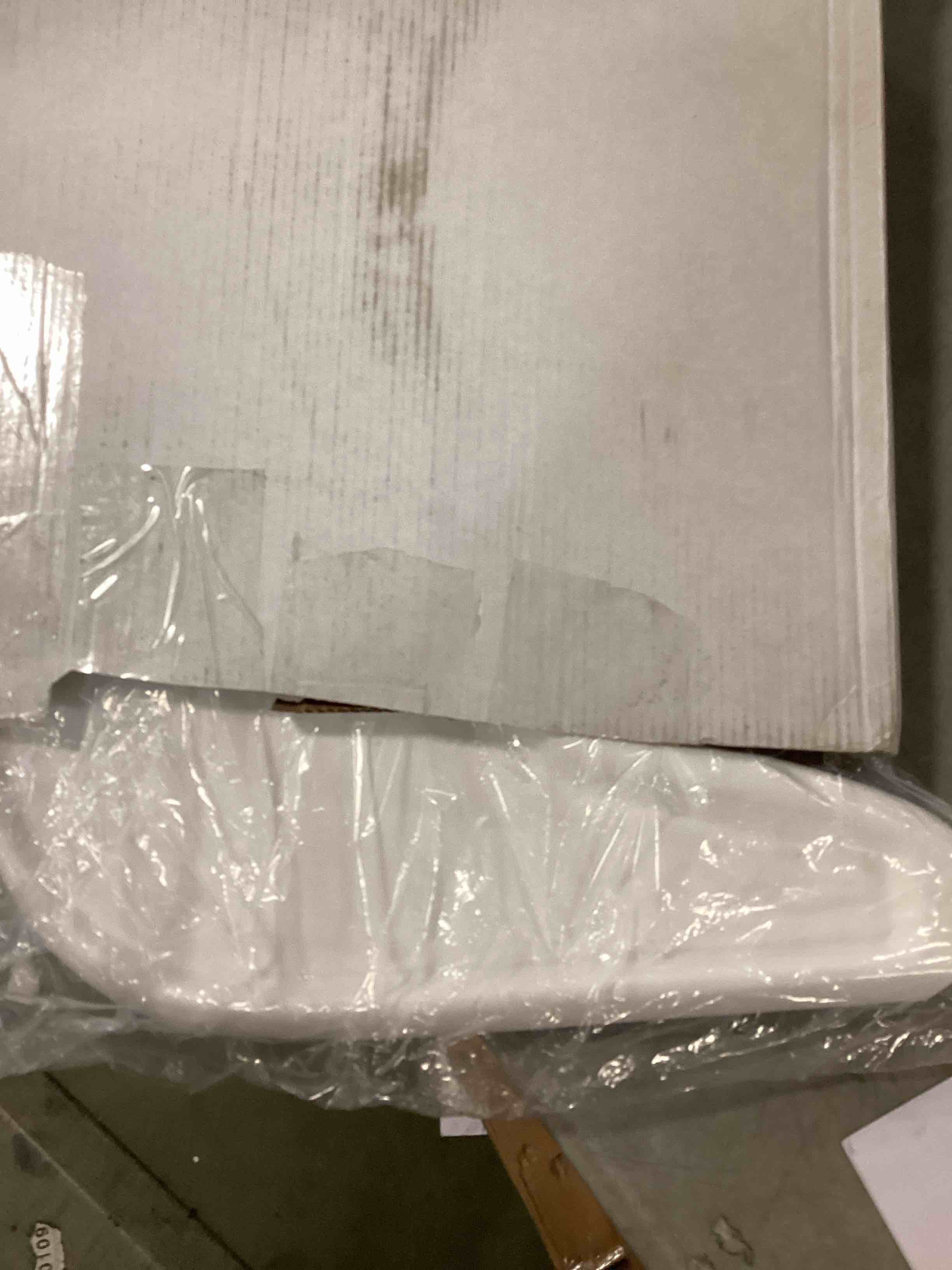 https://s3.amazonaws.com/lotting-images-prod/bidfta/PPE0482799_1730231760095.jpeg