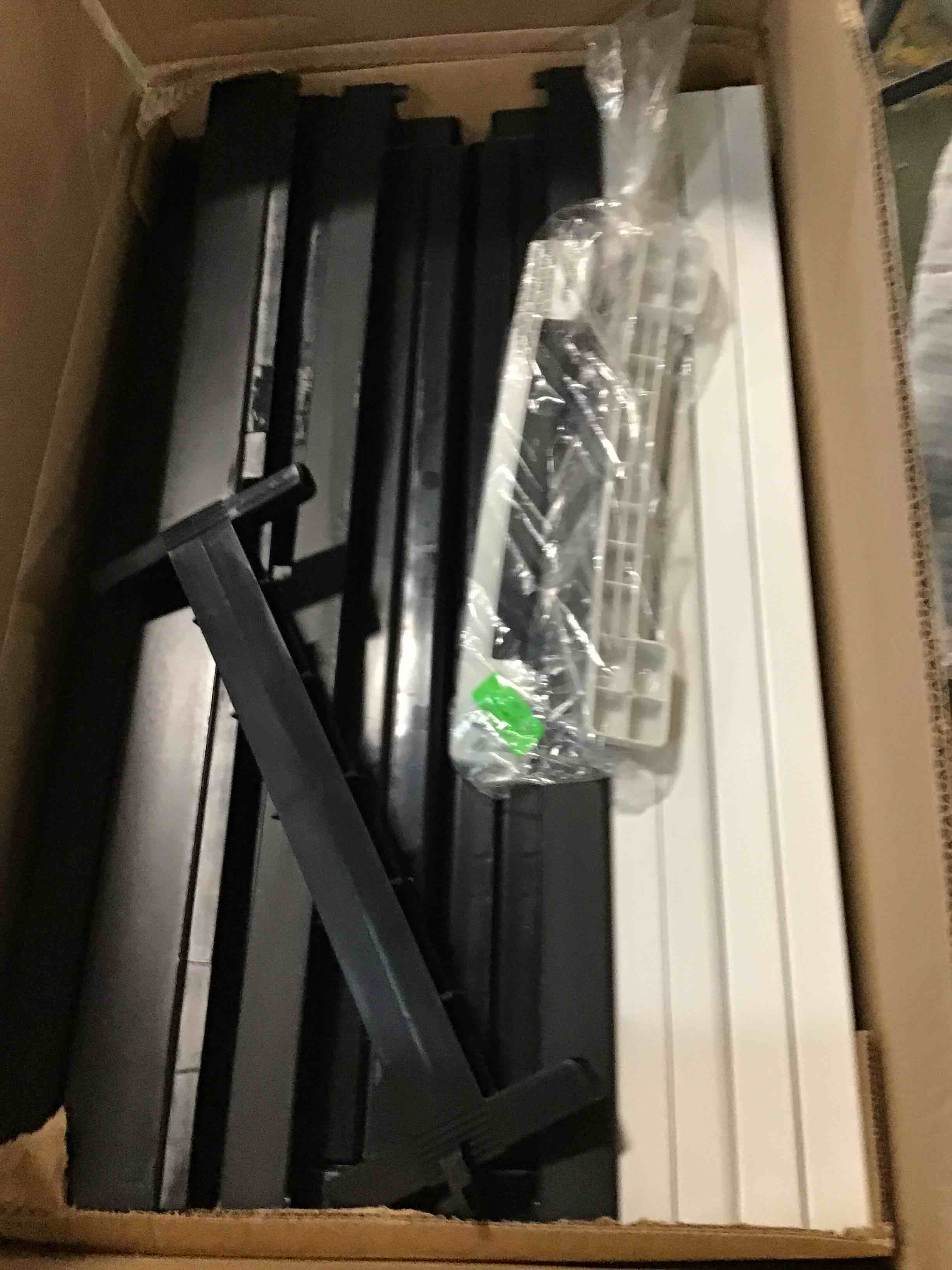 https://s3.amazonaws.com/lotting-images-prod/bidfta/PPE0483452_1729709195670.jpeg