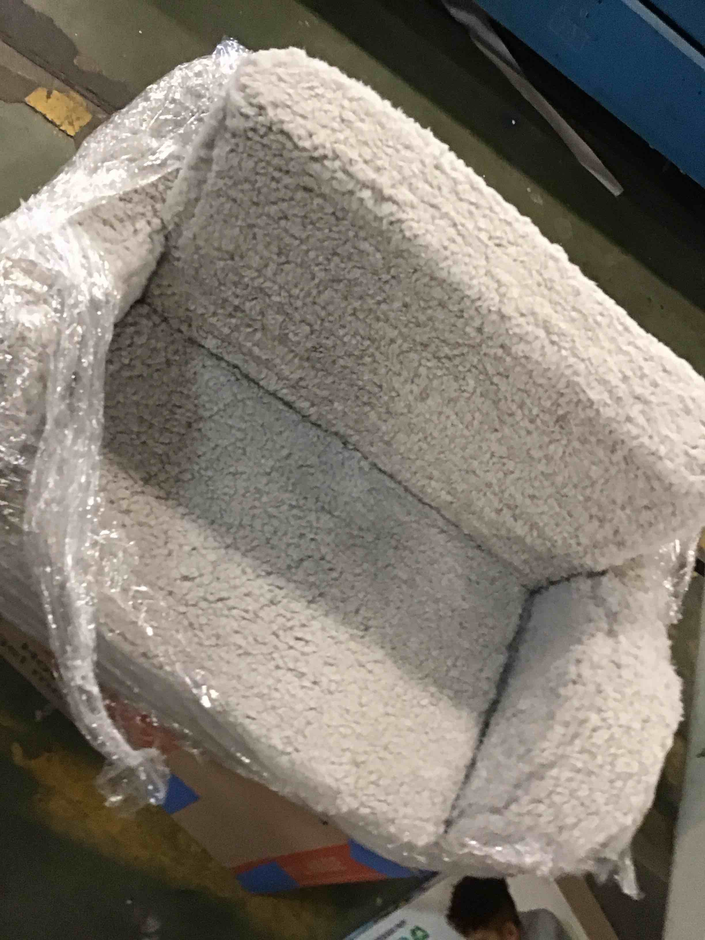 https://s3.amazonaws.com/lotting-images-prod/bidfta/PPE0483472_1729701258907.jpeg