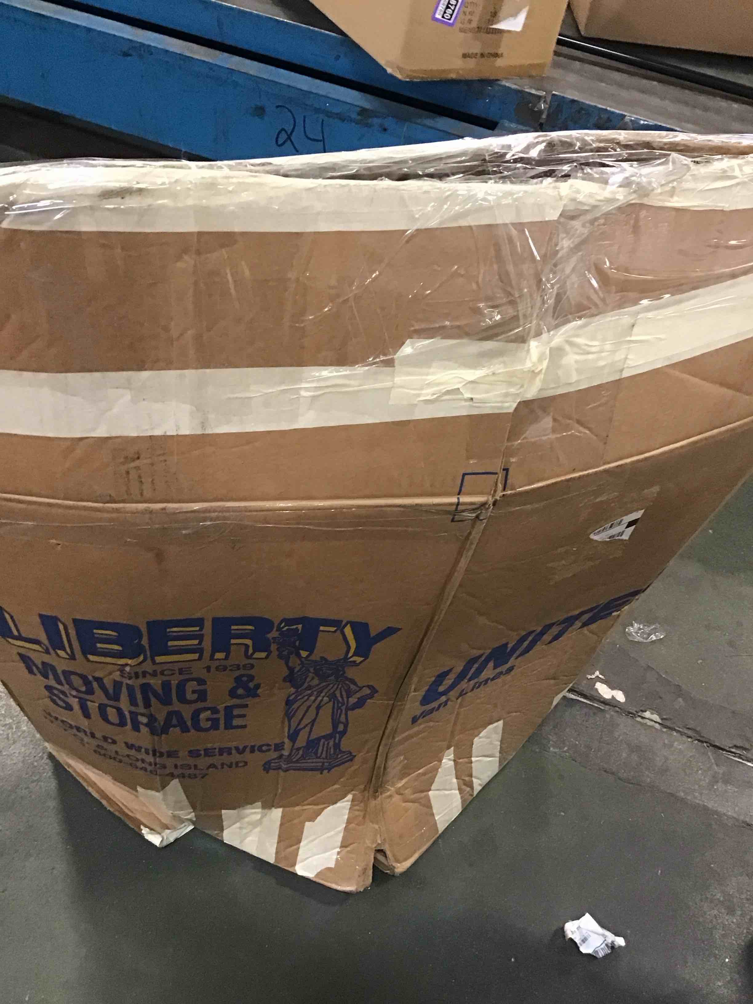 https://s3.amazonaws.com/lotting-images-prod/bidfta/PPE0483991_1729525342079.jpeg