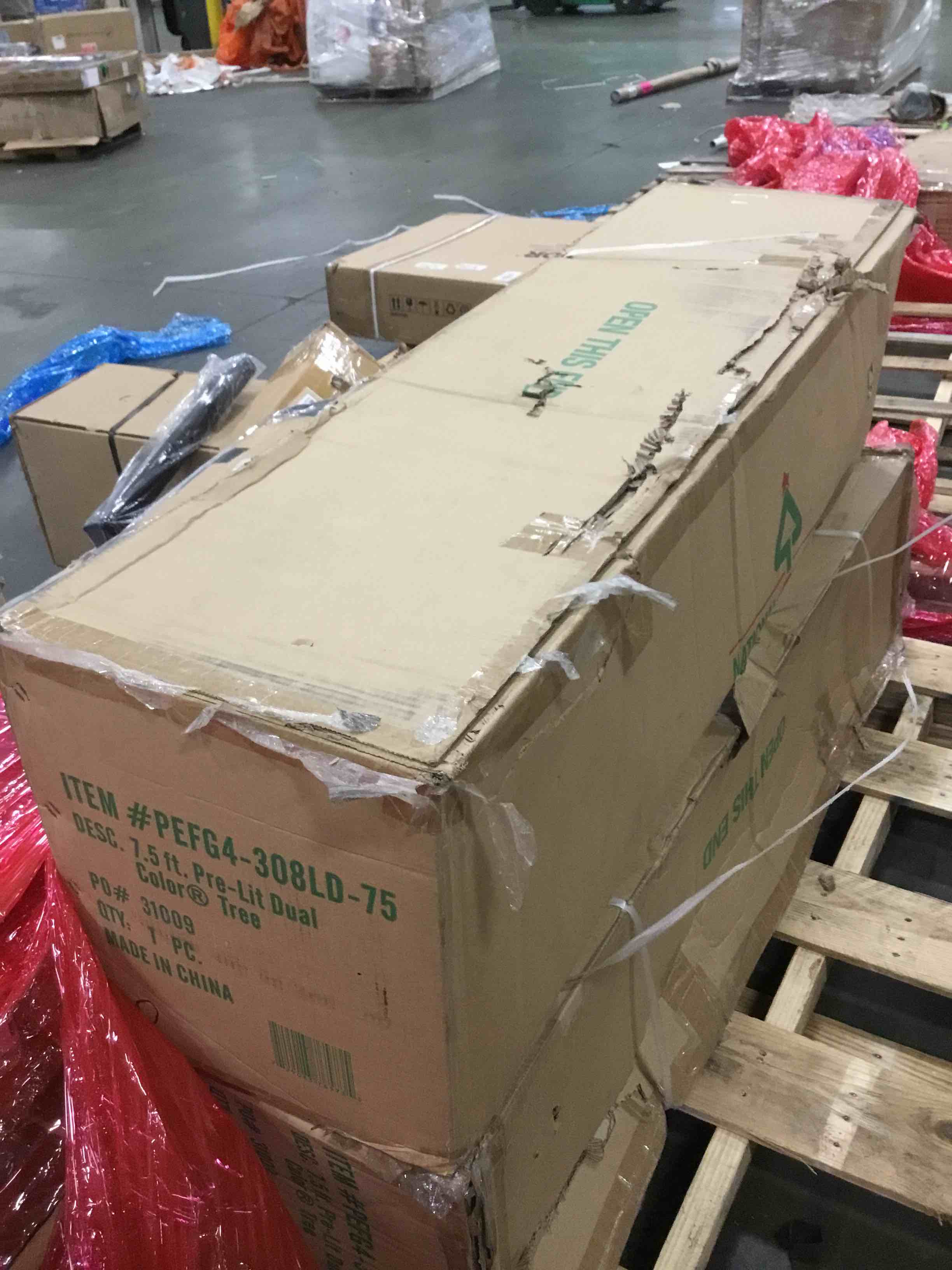 https://s3.amazonaws.com/lotting-images-prod/bidfta/PPE0484014_1730924504821.jpeg