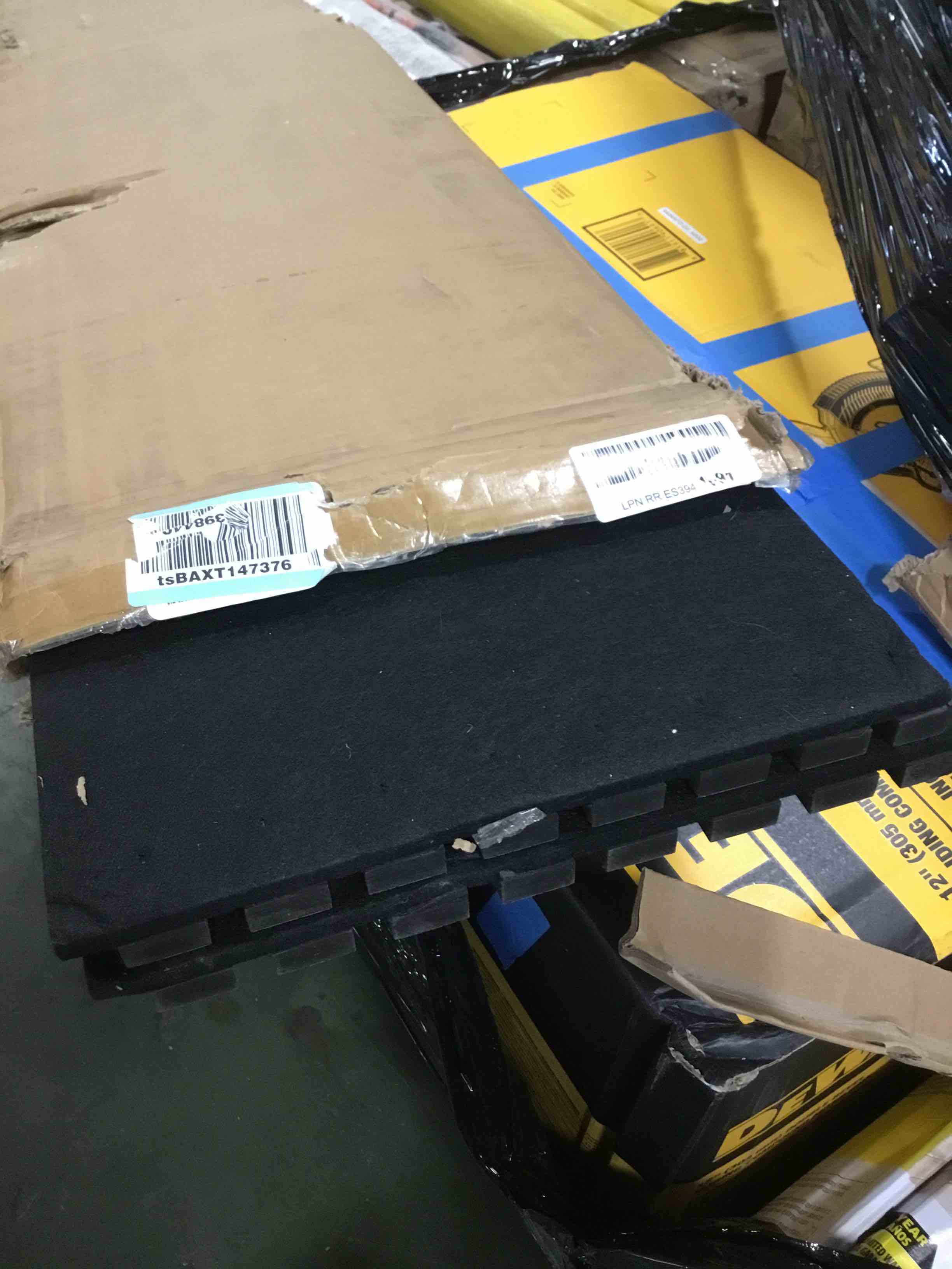 https://s3.amazonaws.com/lotting-images-prod/bidfta/PPE0484324_1730729102804.jpeg