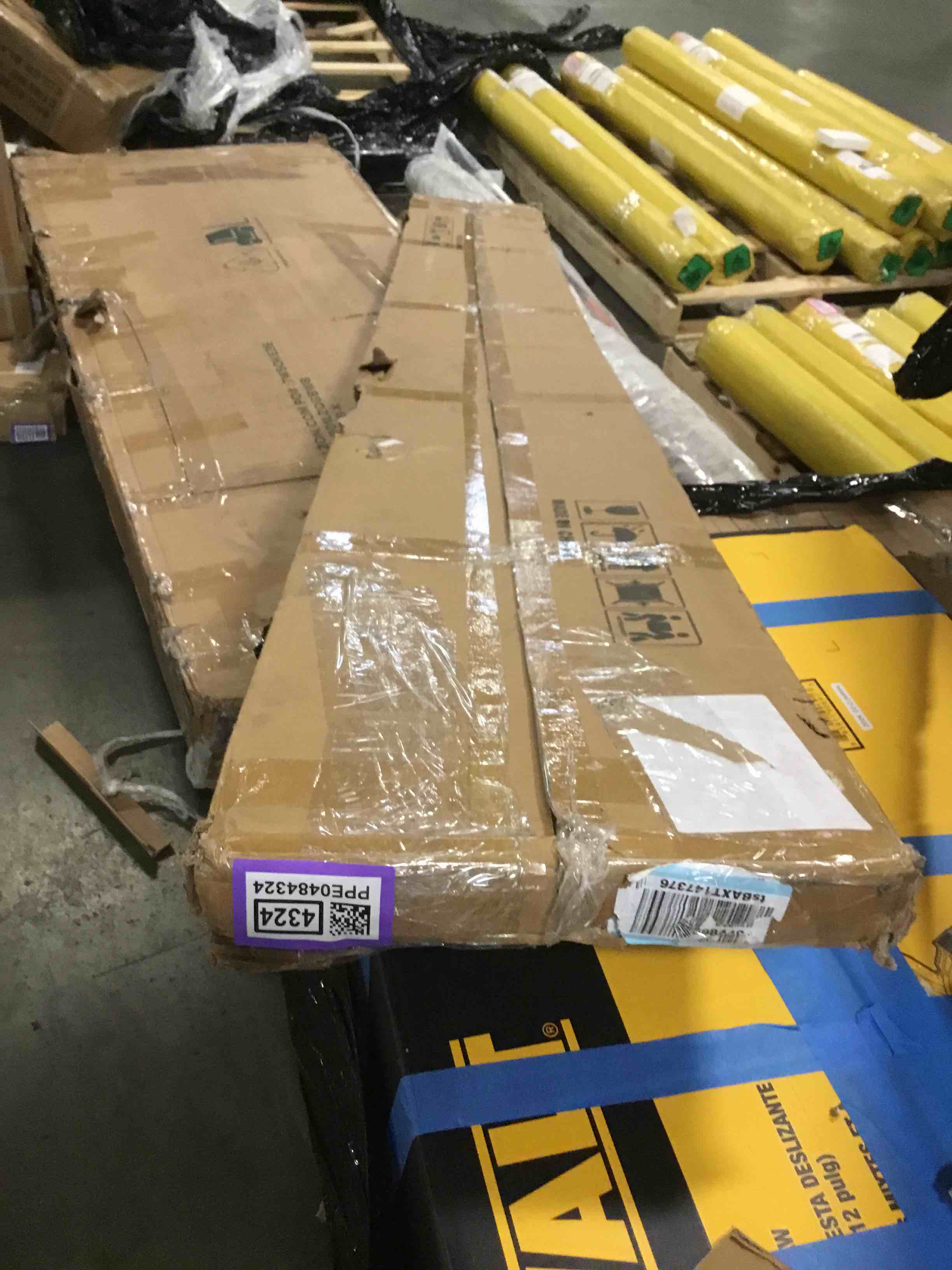 https://s3.amazonaws.com/lotting-images-prod/bidfta/PPE0484324_1730729205646.jpeg