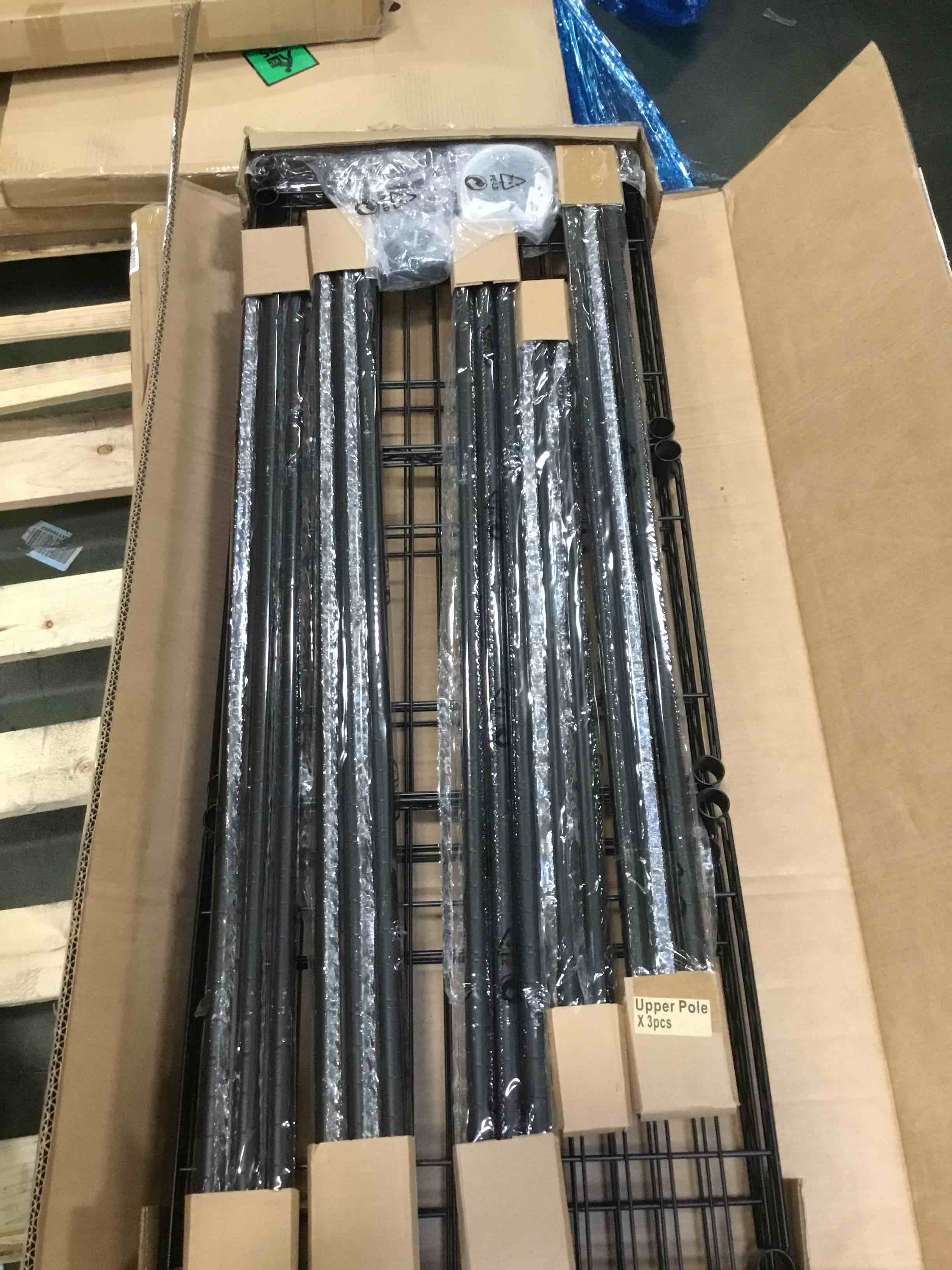 https://s3.amazonaws.com/lotting-images-prod/bidfta/PPE0484421_1730468979852.jpeg