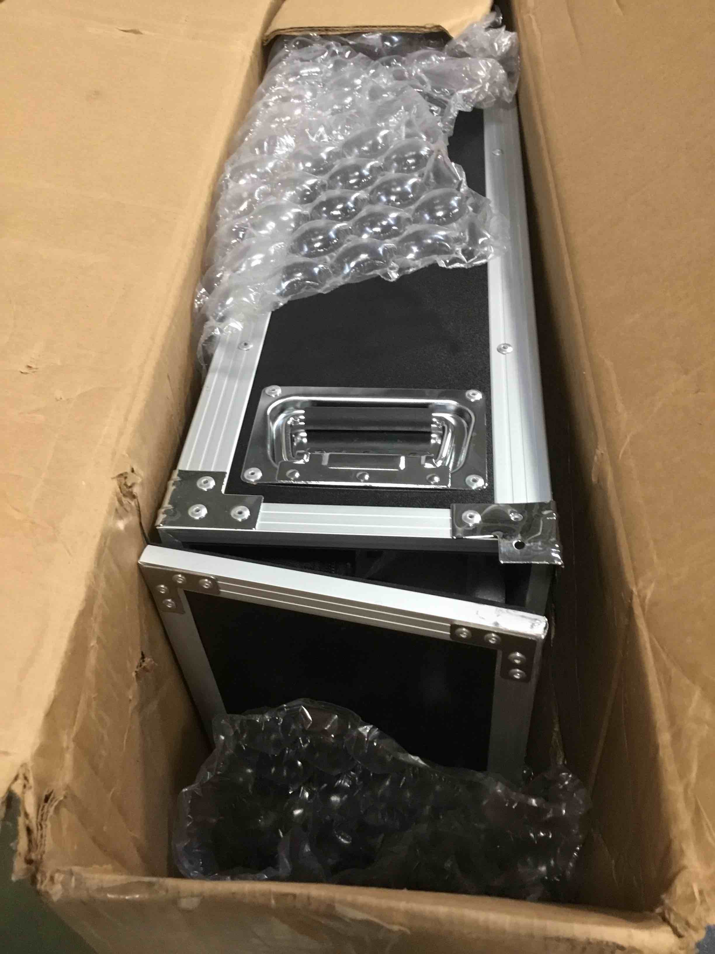 https://s3.amazonaws.com/lotting-images-prod/bidfta/PPE0484590_1730296134190.jpeg