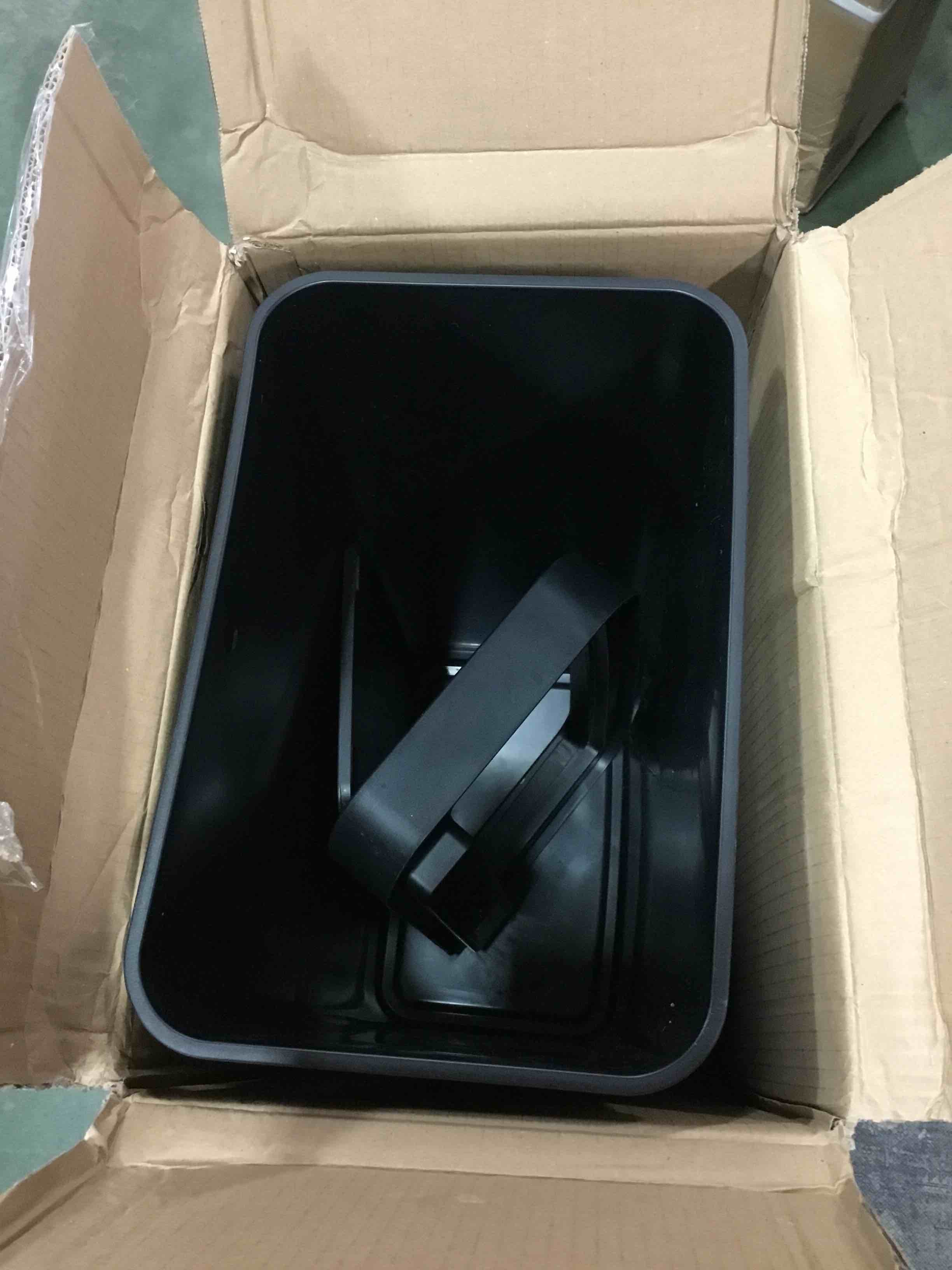 https://s3.amazonaws.com/lotting-images-prod/bidfta/PPE0485030_1729867743909.jpeg