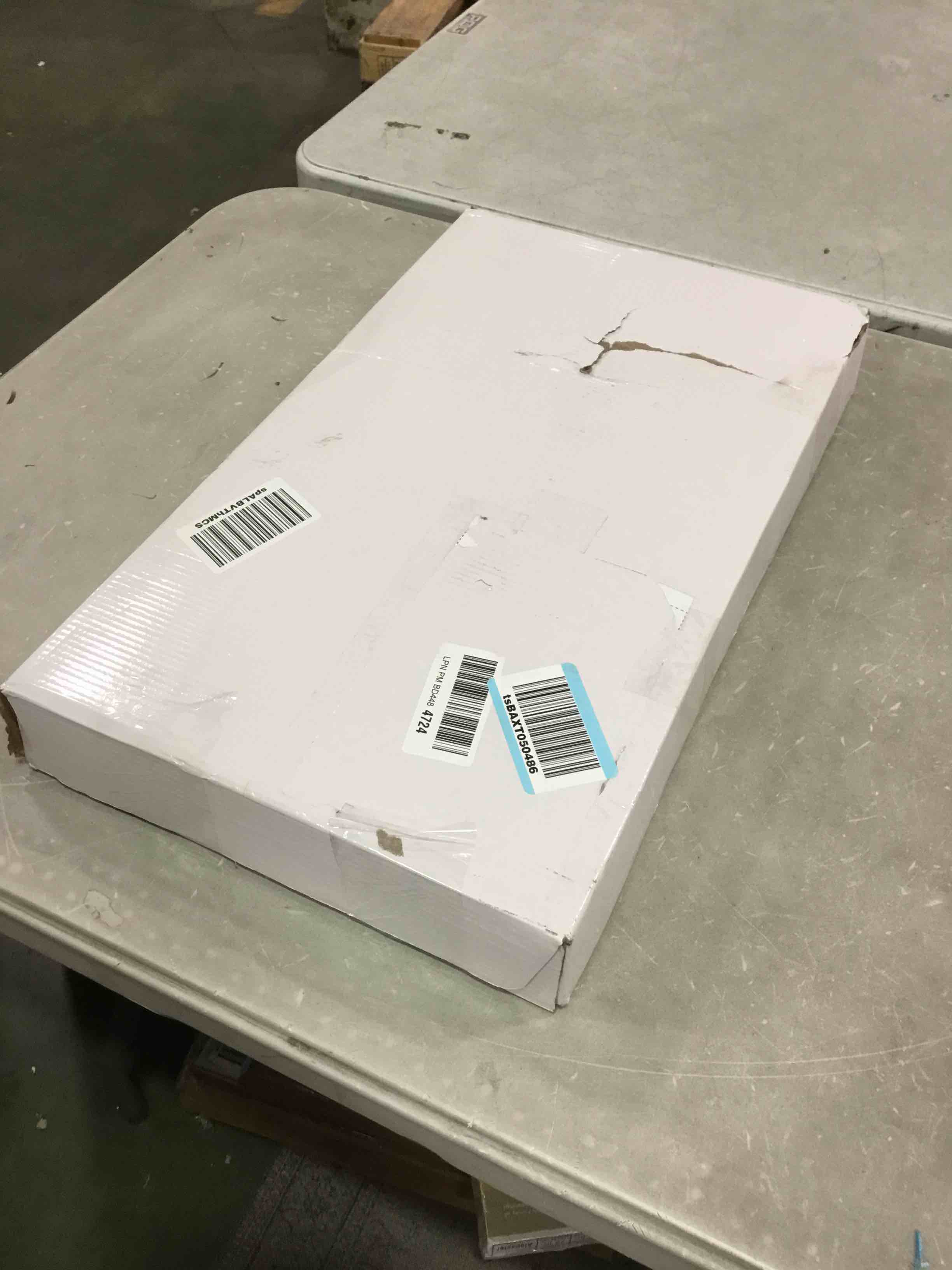 https://s3.amazonaws.com/lotting-images-prod/bidfta/PPE0485096_1729862677359.jpeg