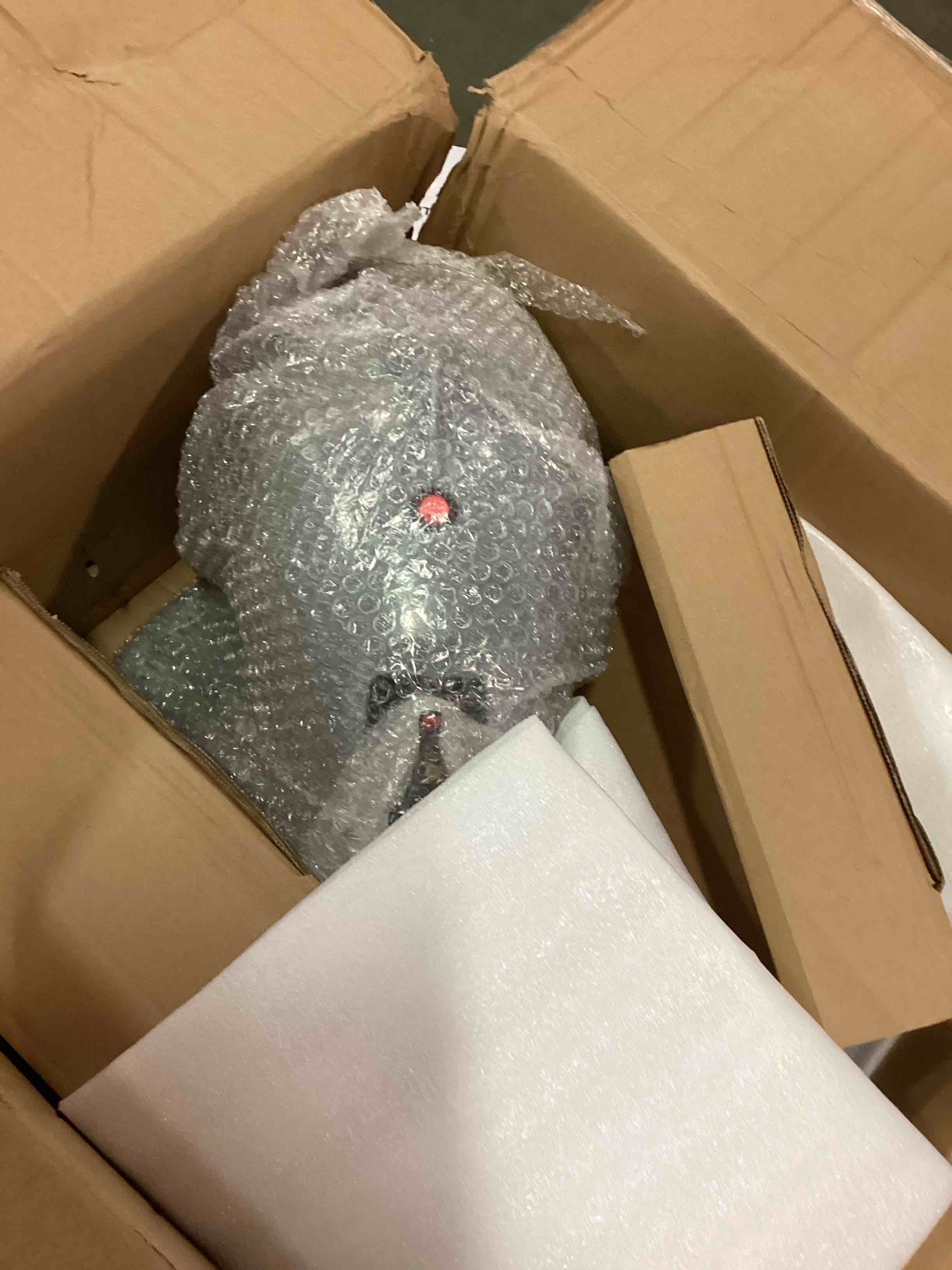 https://s3.amazonaws.com/lotting-images-prod/bidfta/PPE0485401_1729707791655.jpeg