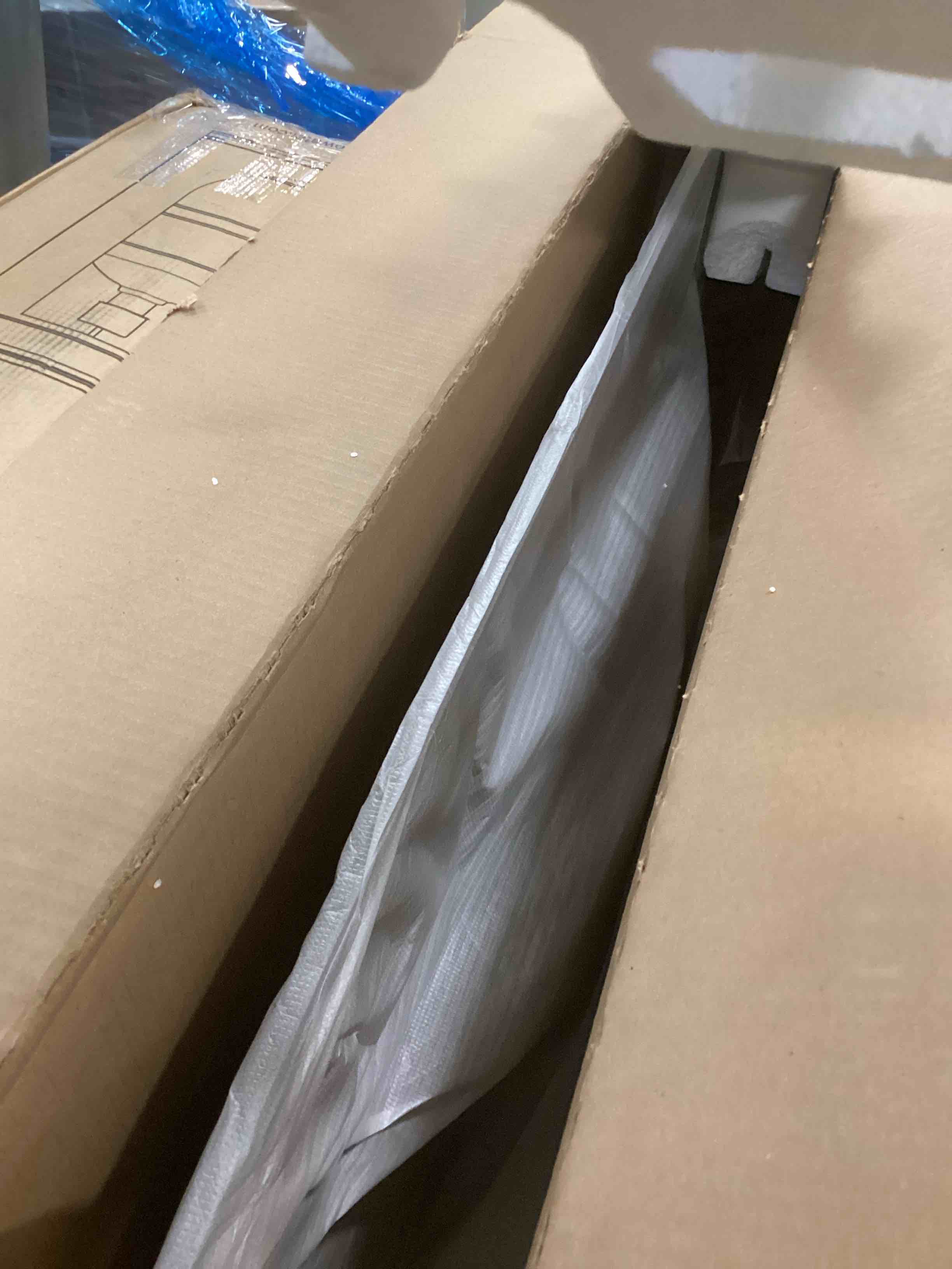 https://s3.amazonaws.com/lotting-images-prod/bidfta/PPE0486025_1742820167860.jpeg