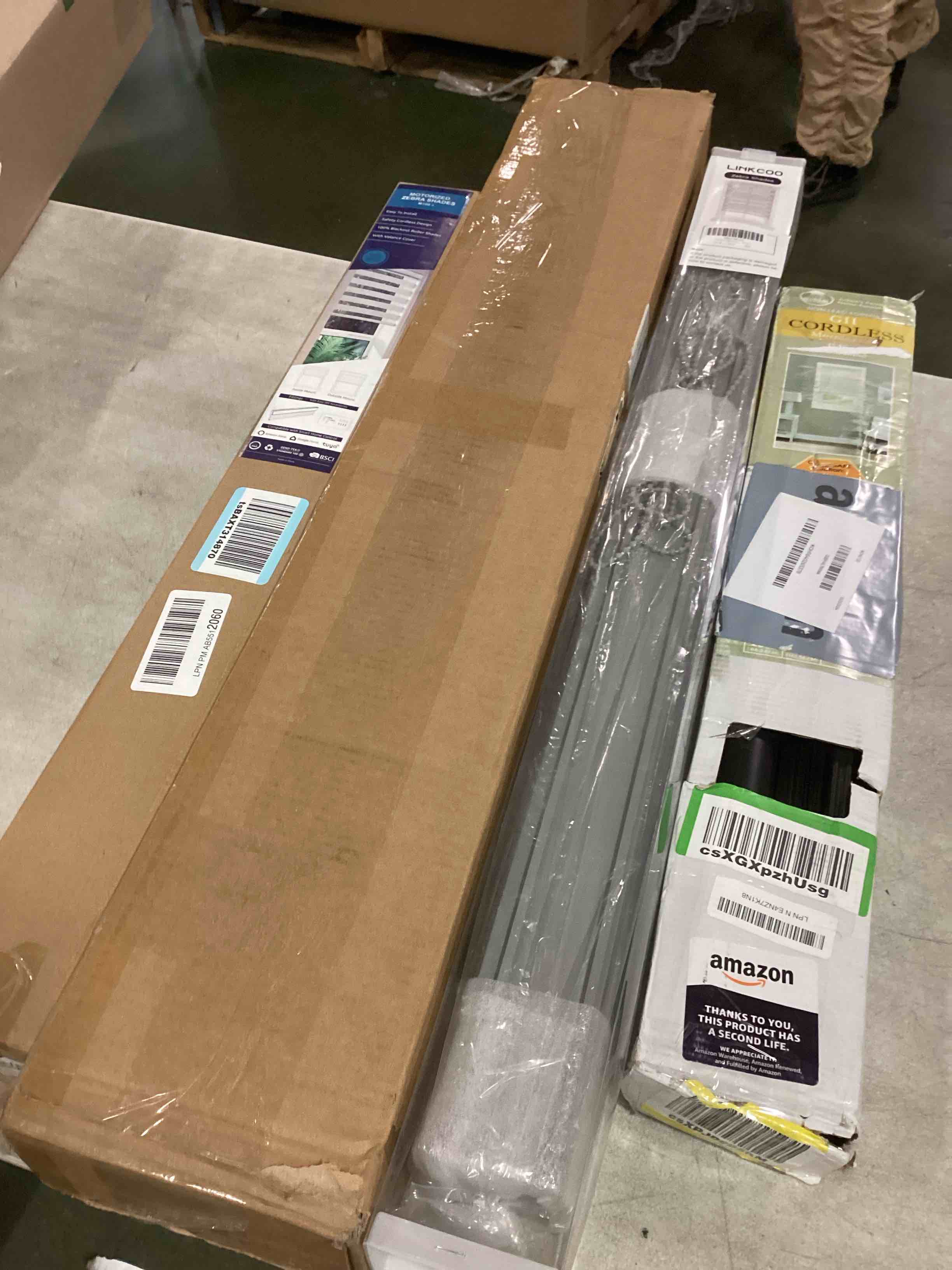 https://s3.amazonaws.com/lotting-images-prod/bidfta/PPE0486420_1731687807604.jpeg