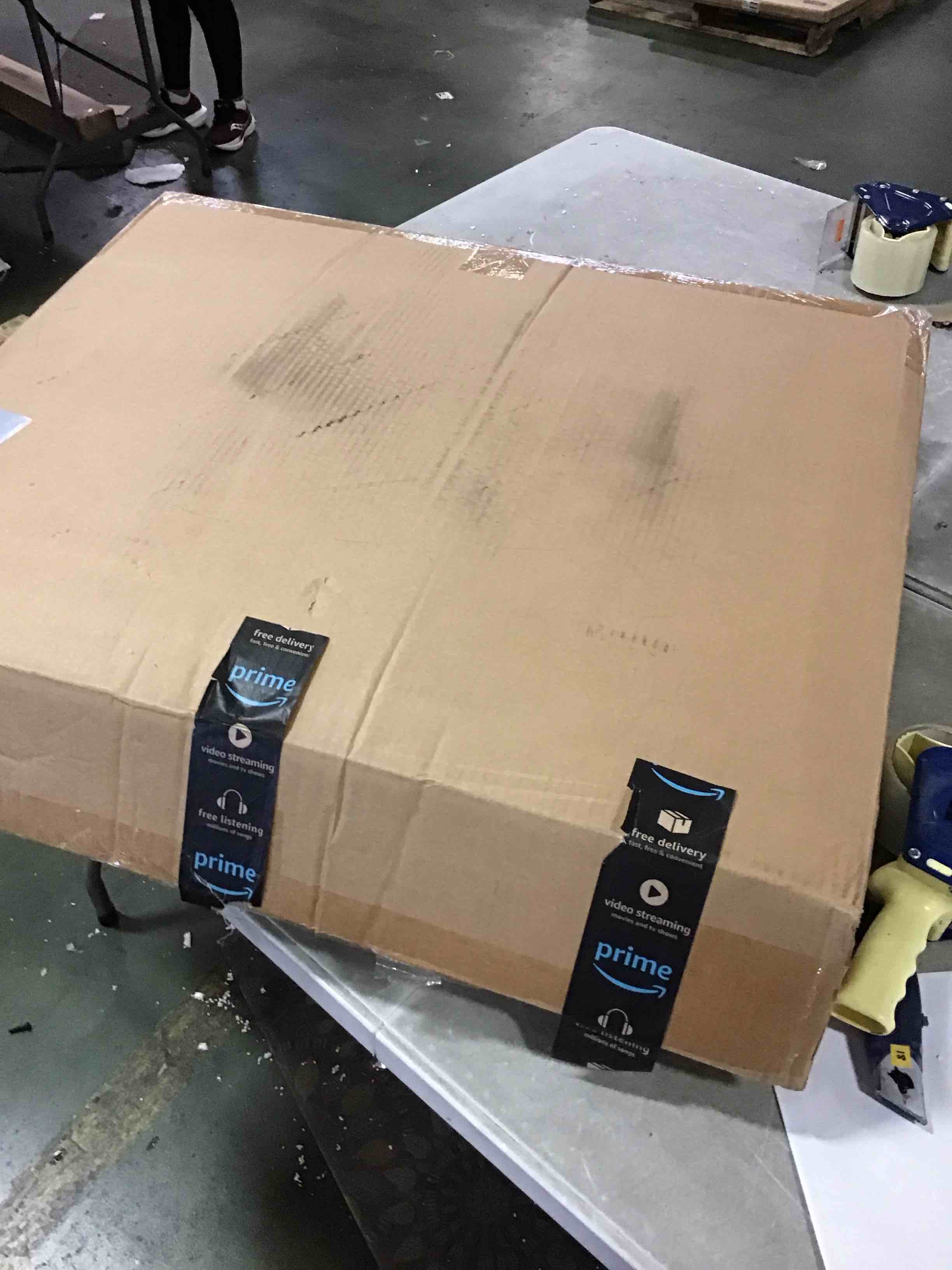 https://s3.amazonaws.com/lotting-images-prod/bidfta/PPE0486579_1730997797597.jpeg