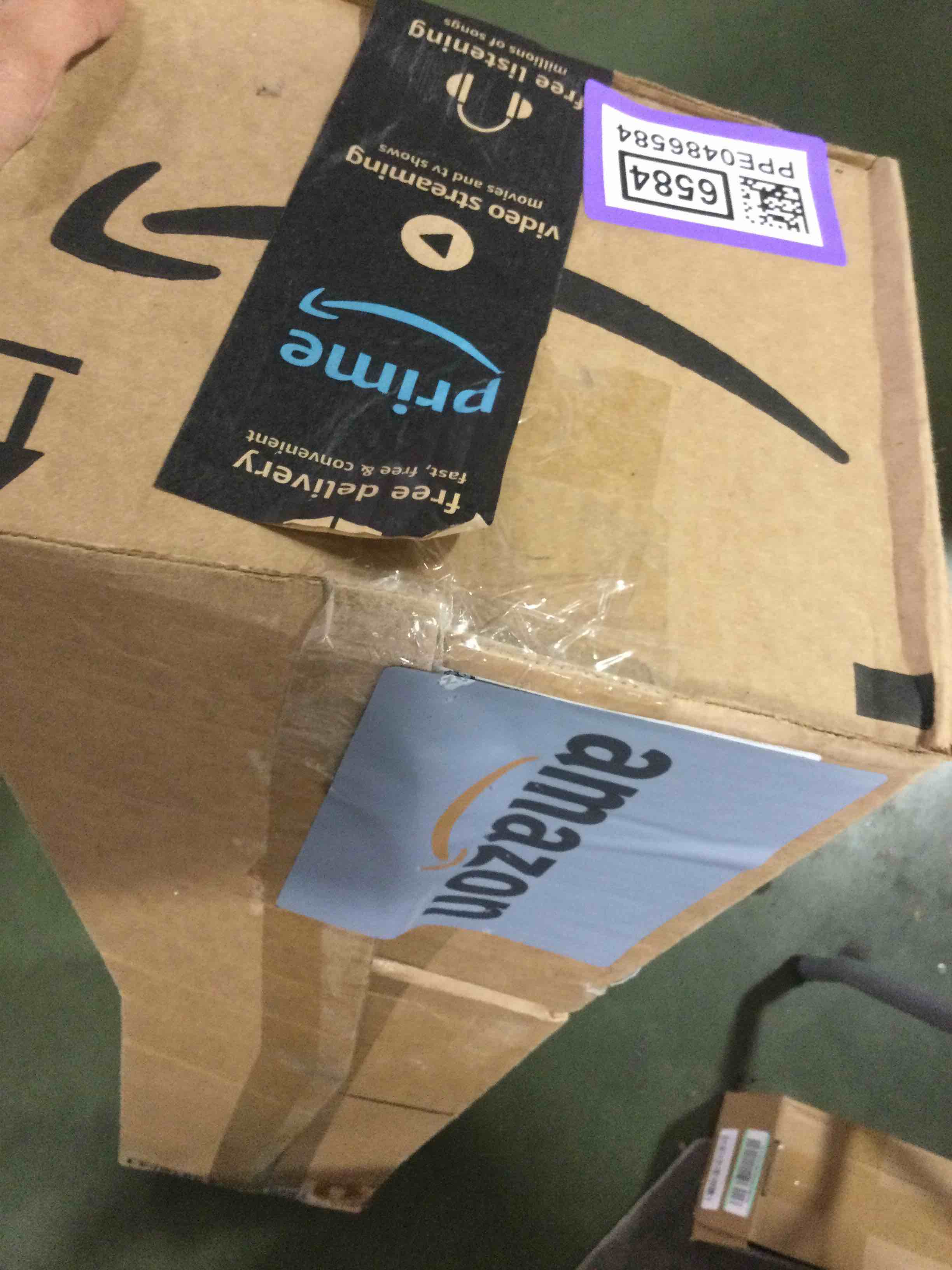 https://s3.amazonaws.com/lotting-images-prod/bidfta/PPE0486584_1730996944544.jpeg