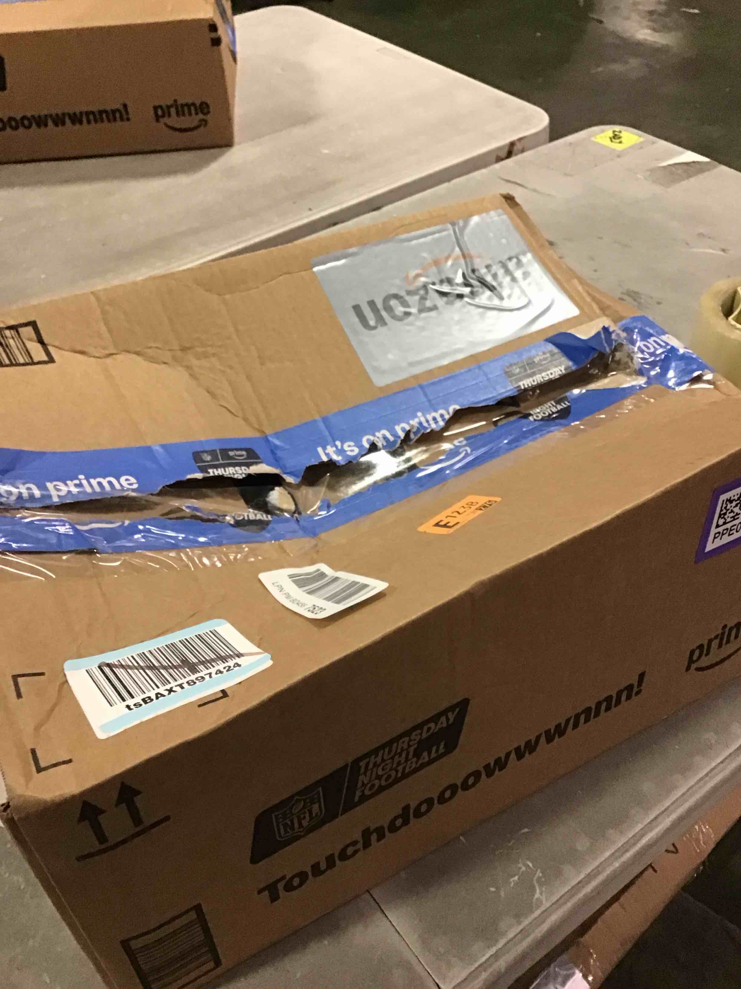 https://s3.amazonaws.com/lotting-images-prod/bidfta/PPE0486799_1730911930980.jpeg