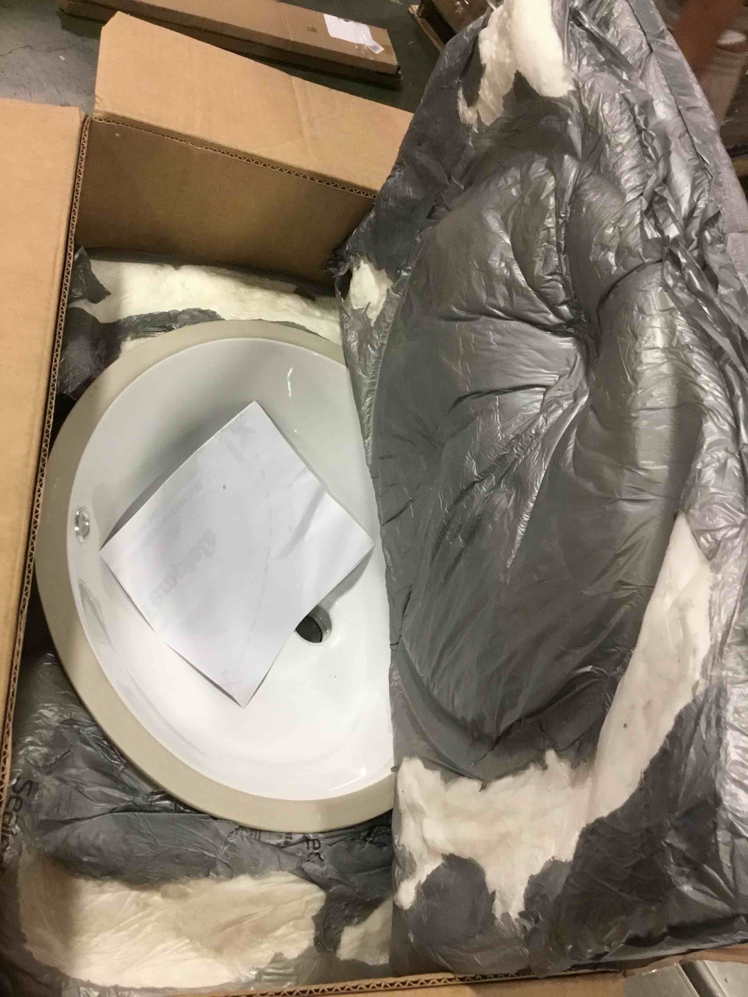 https://s3.amazonaws.com/lotting-images-prod/bidfta/PPE0486913_1730902579332.jpeg