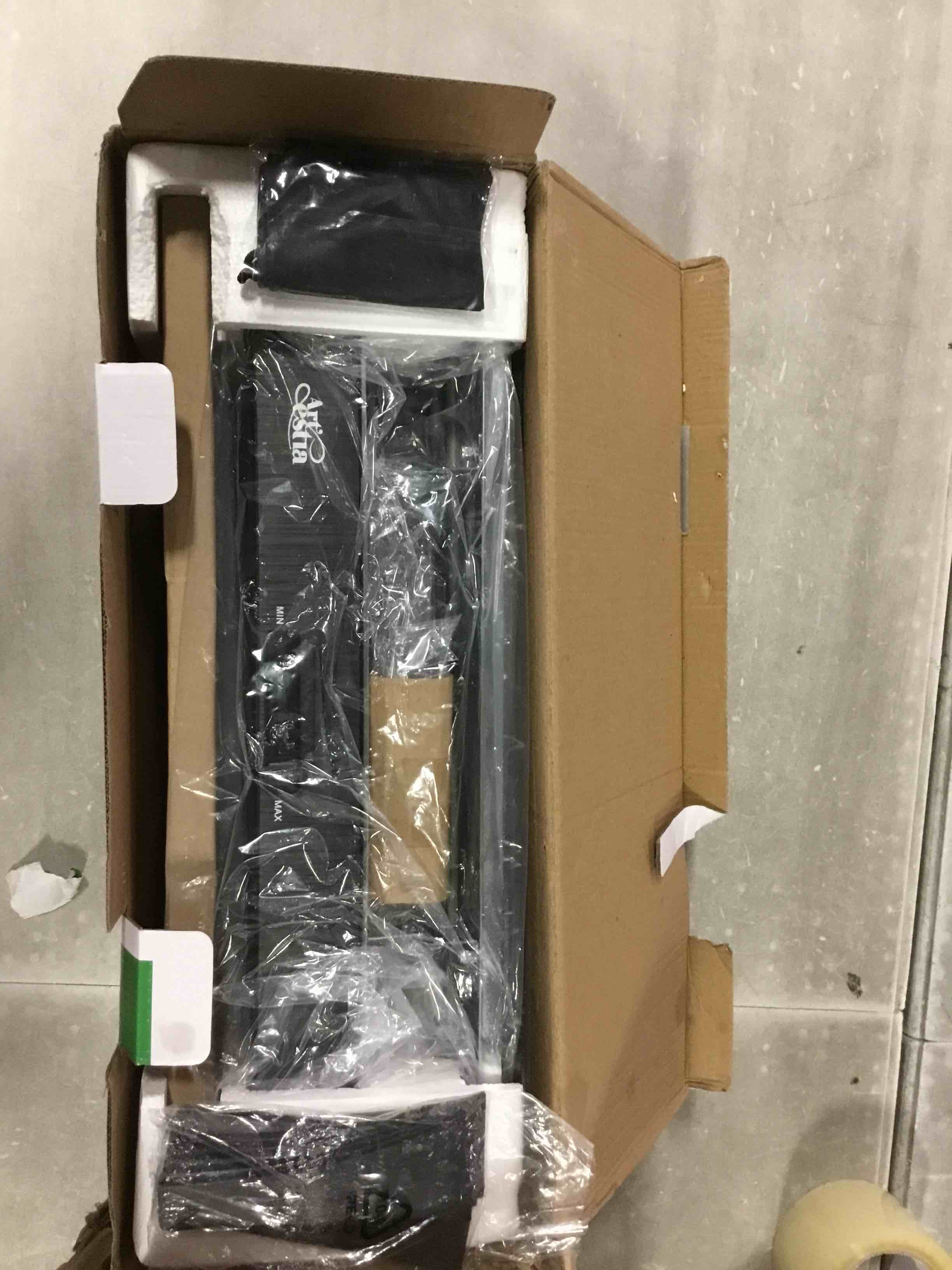 https://s3.amazonaws.com/lotting-images-prod/bidfta/PPE0487026_1730832971310.jpeg