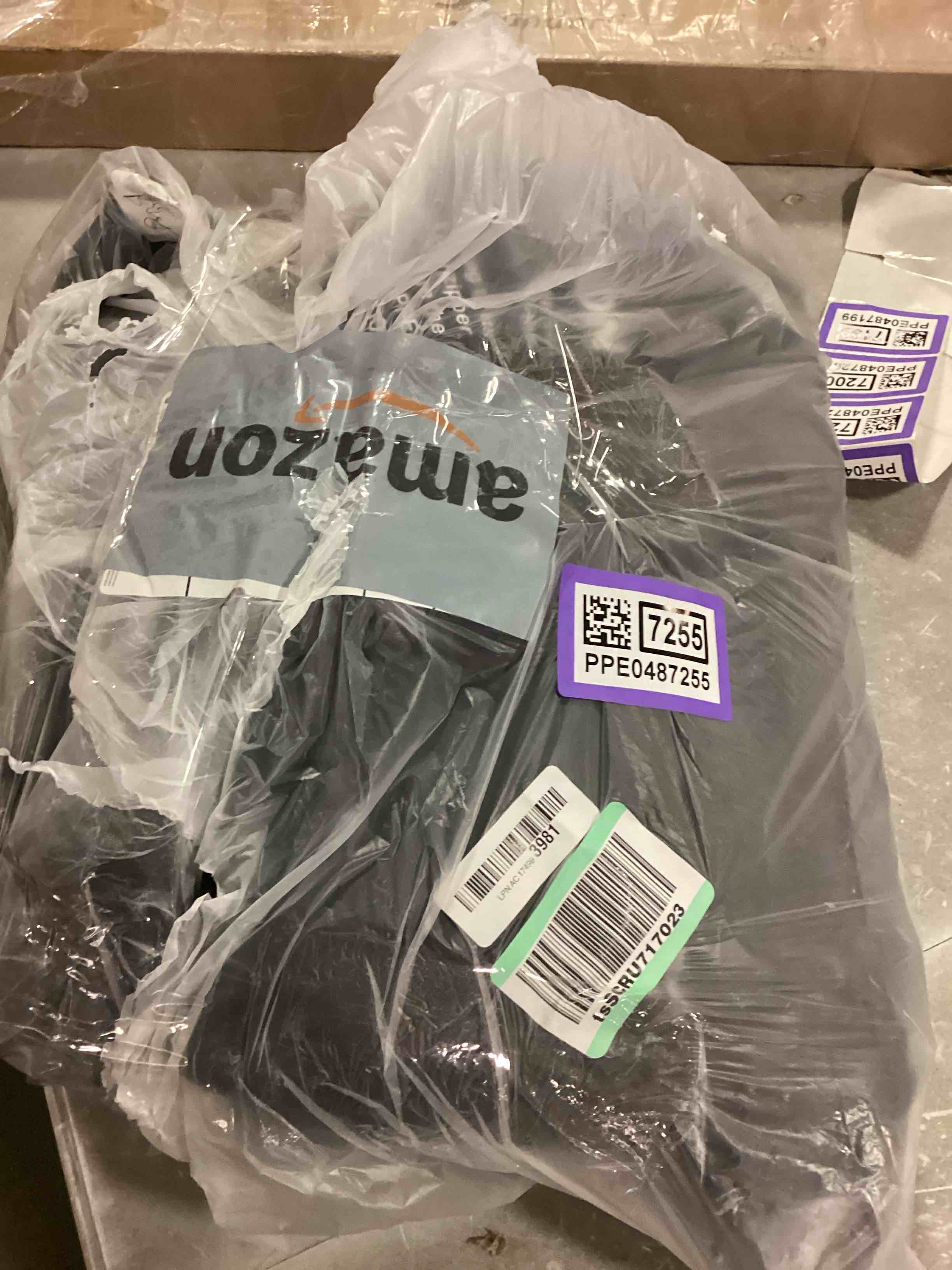 https://s3.amazonaws.com/lotting-images-prod/bidfta/PPE0487255_1730490383575.jpeg
